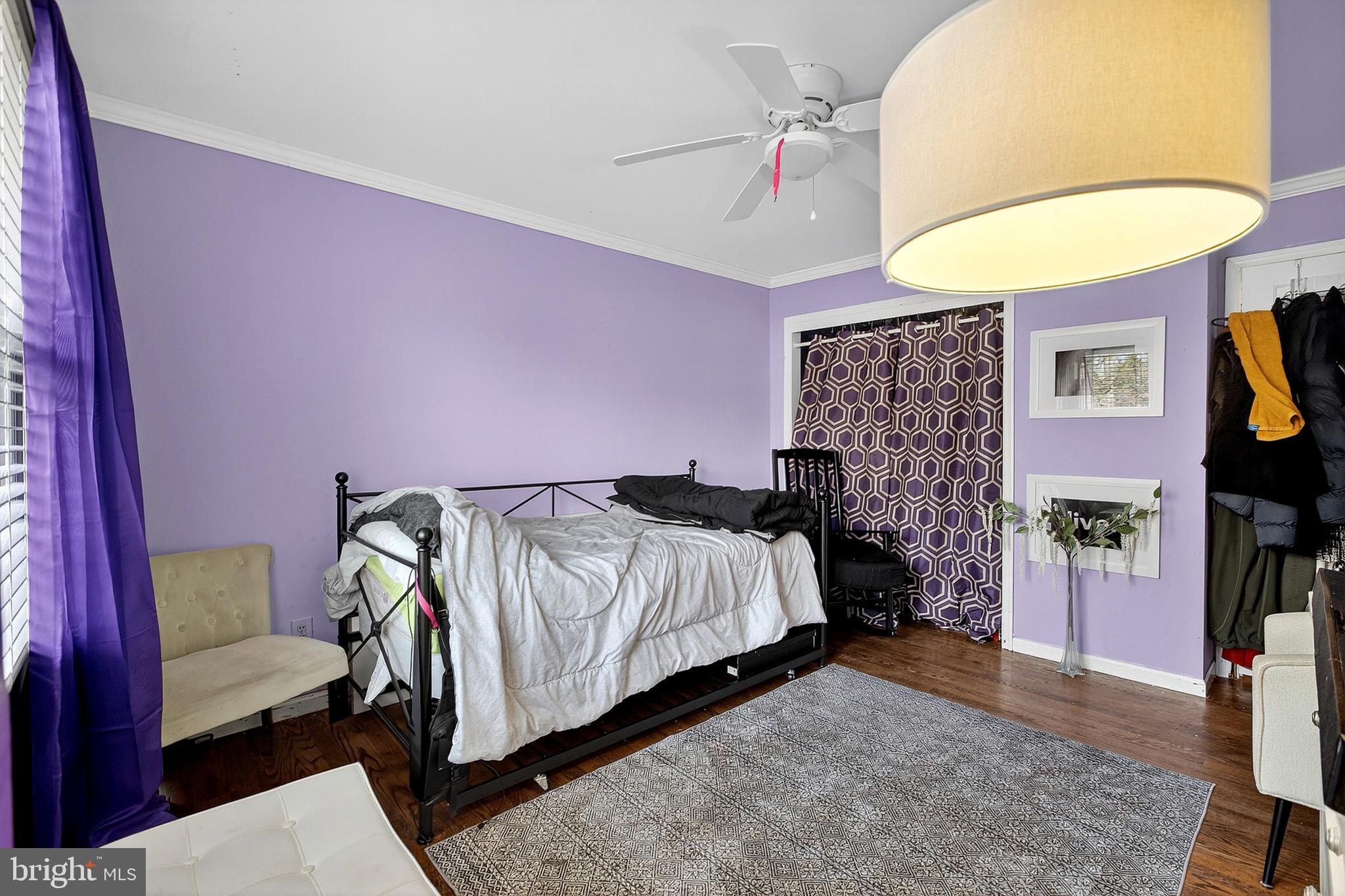 HICKORY WOODS - Residential