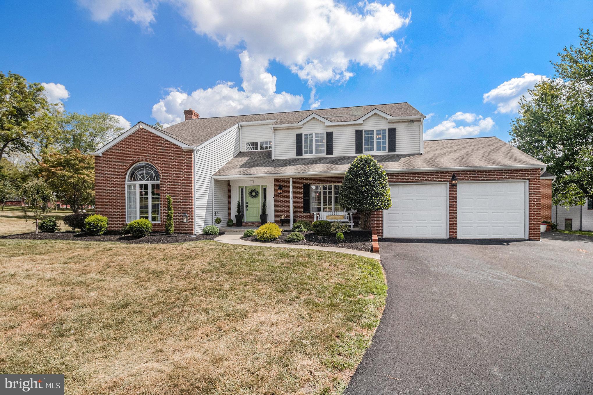 2817 DELTA LANE