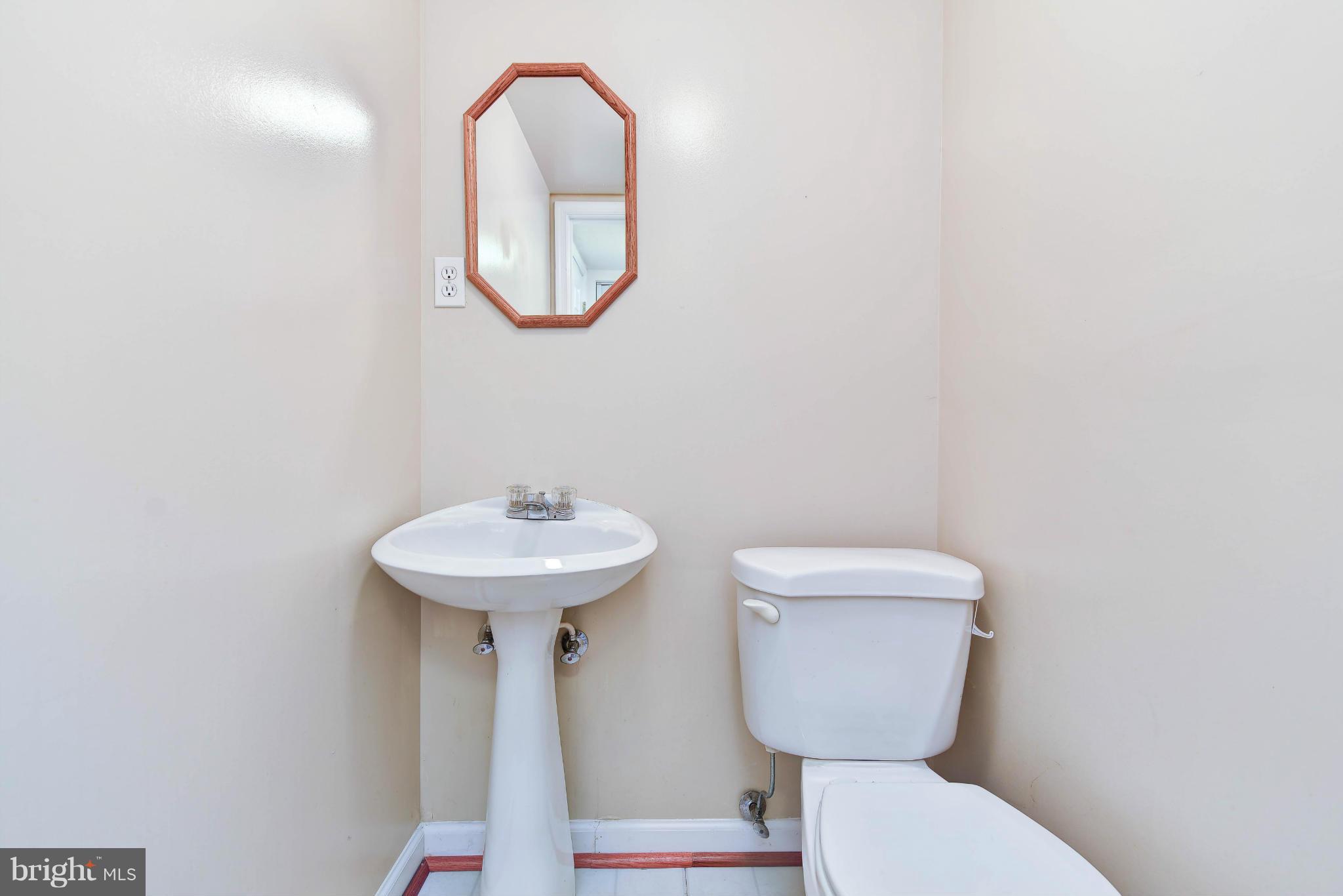 HILLMEADE STATION PLAT F - Residential