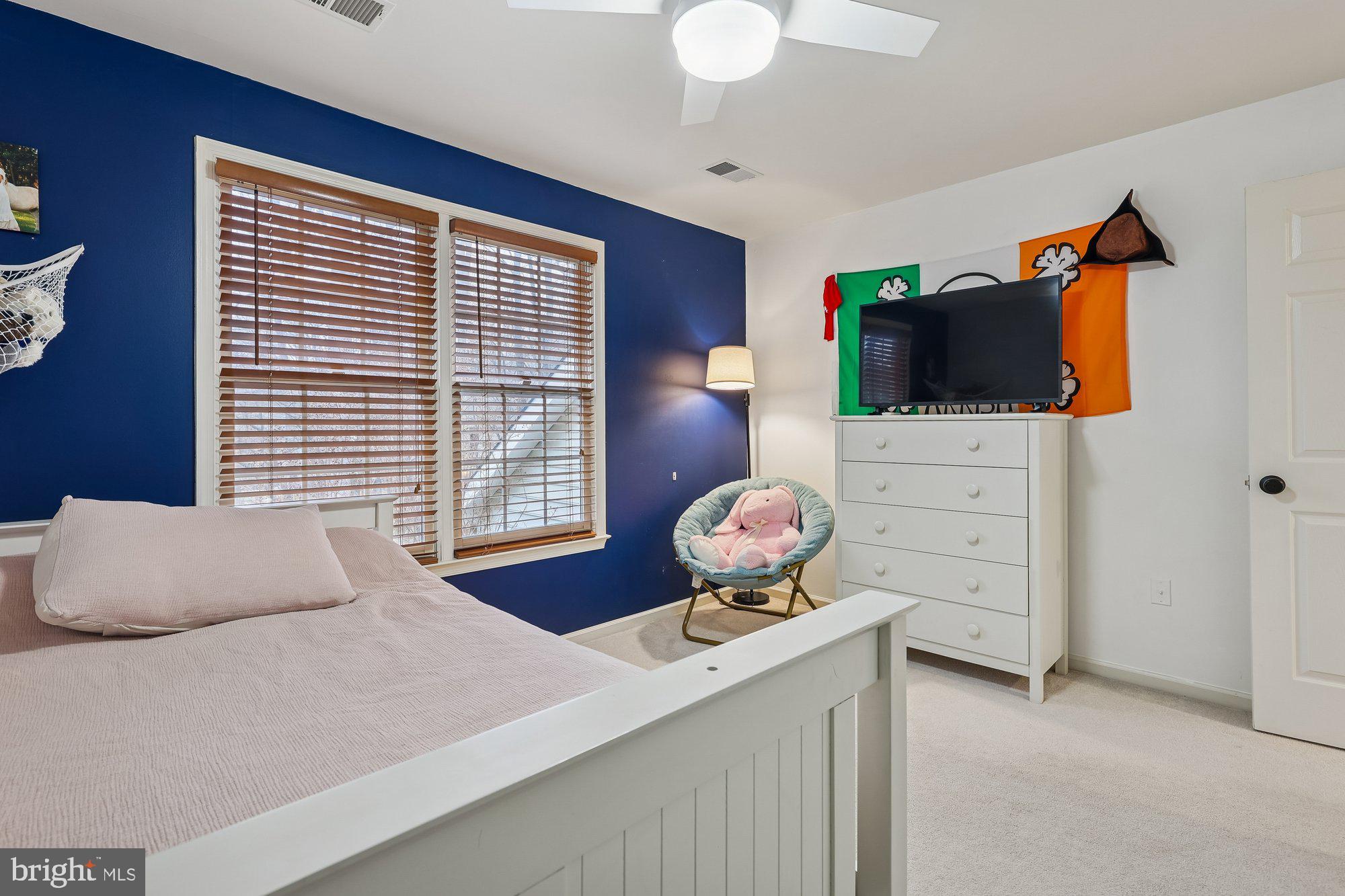 CROSSPOINTE - Residential