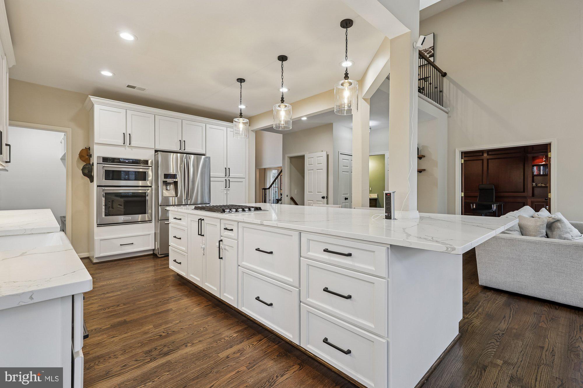 CROSSPOINTE - Residential