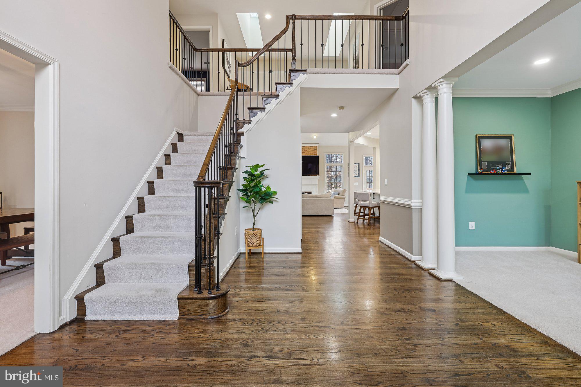 8514 OAK CHASE CIRCLE