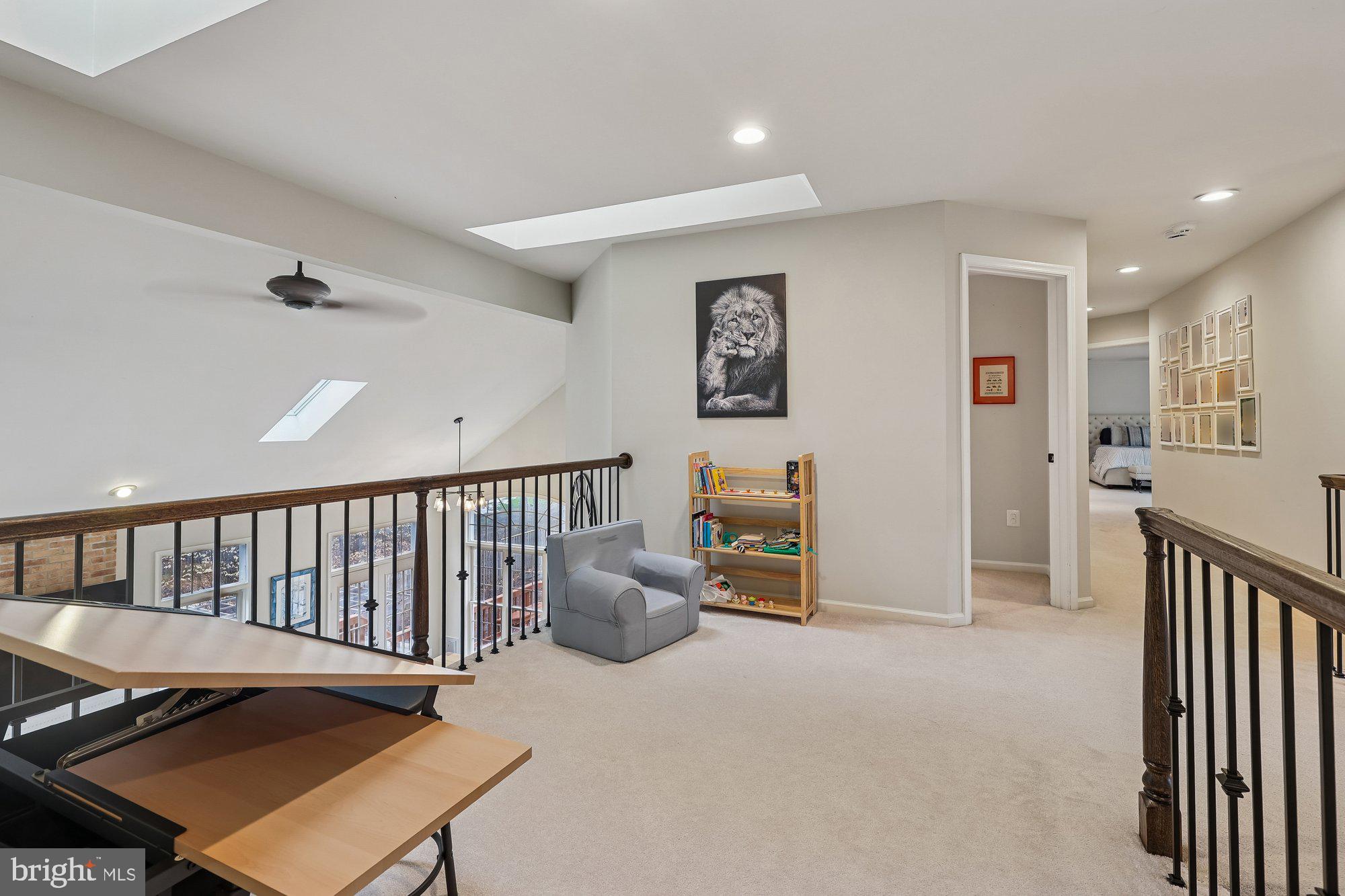 CROSSPOINTE - Residential