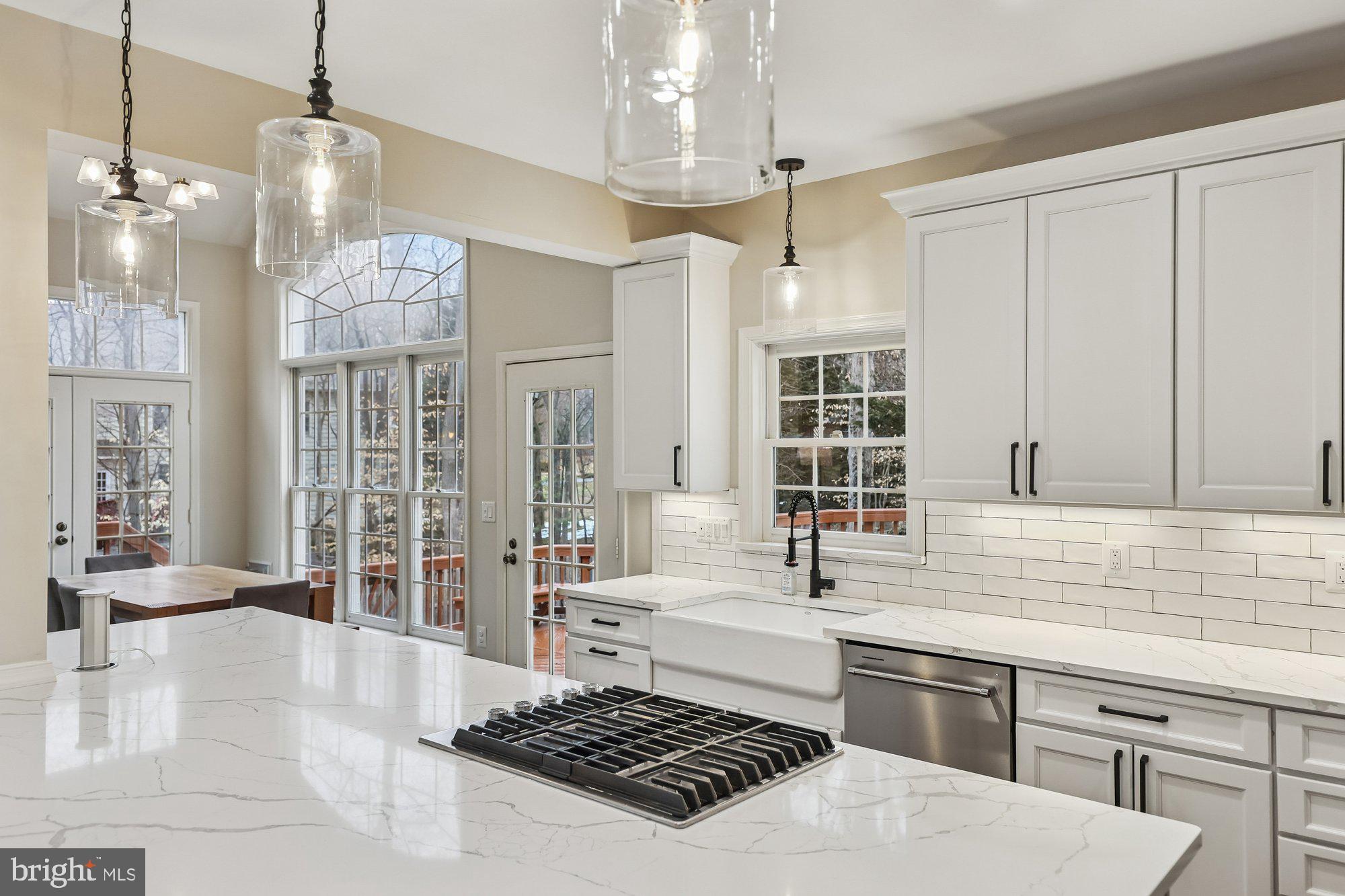 CROSSPOINTE - Residential