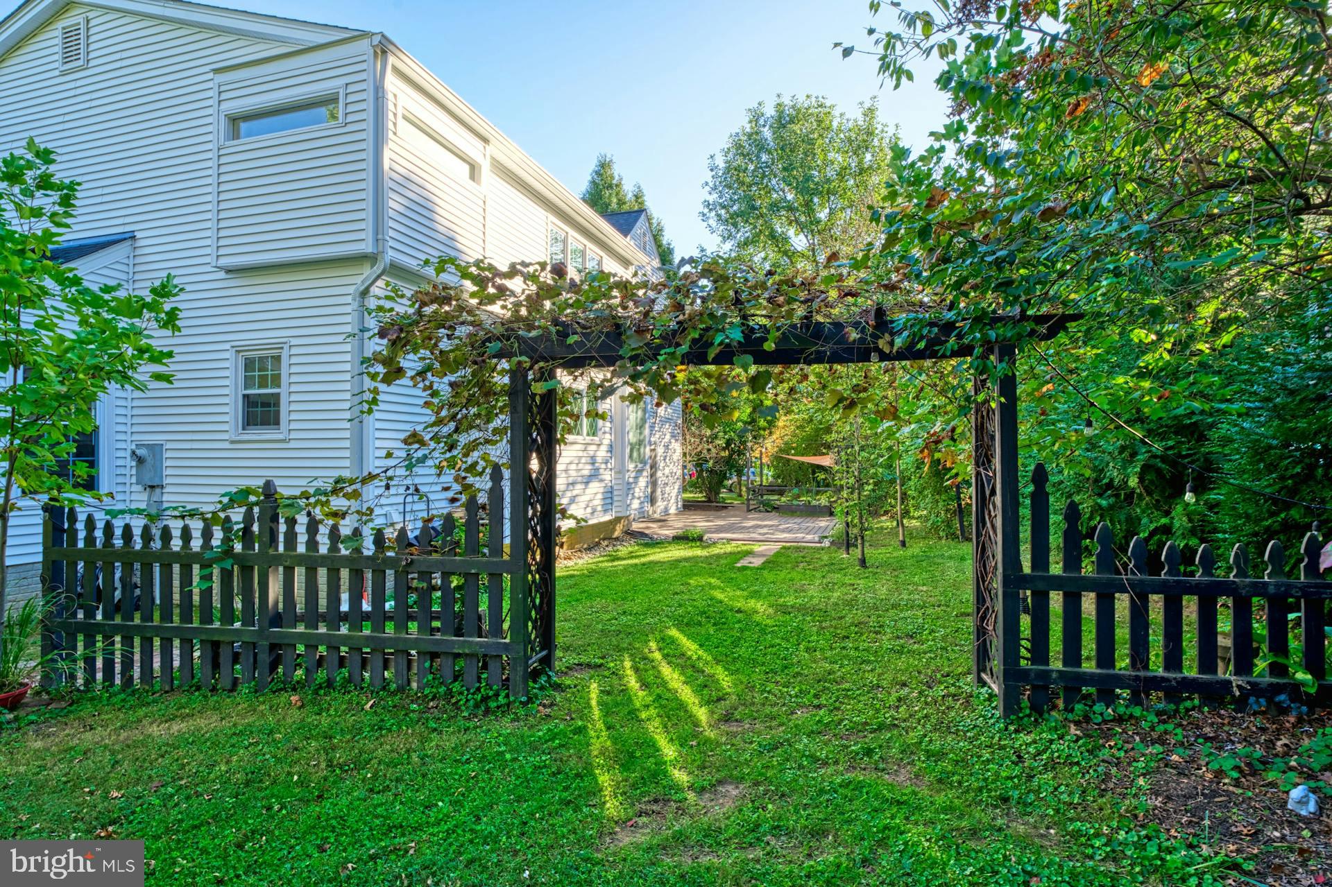SHAKER WOODS - Residential