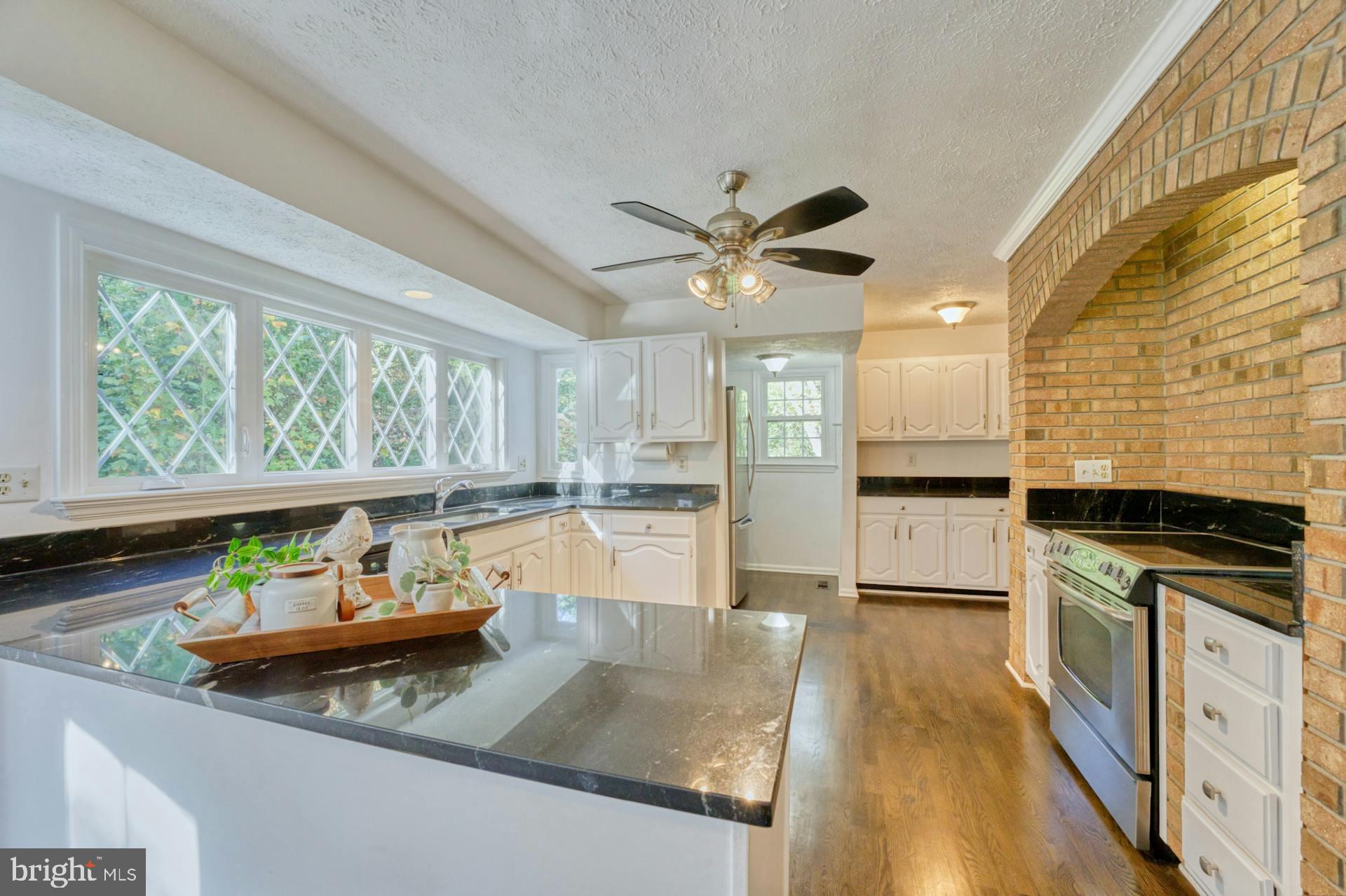 SHAKER WOODS - Residential