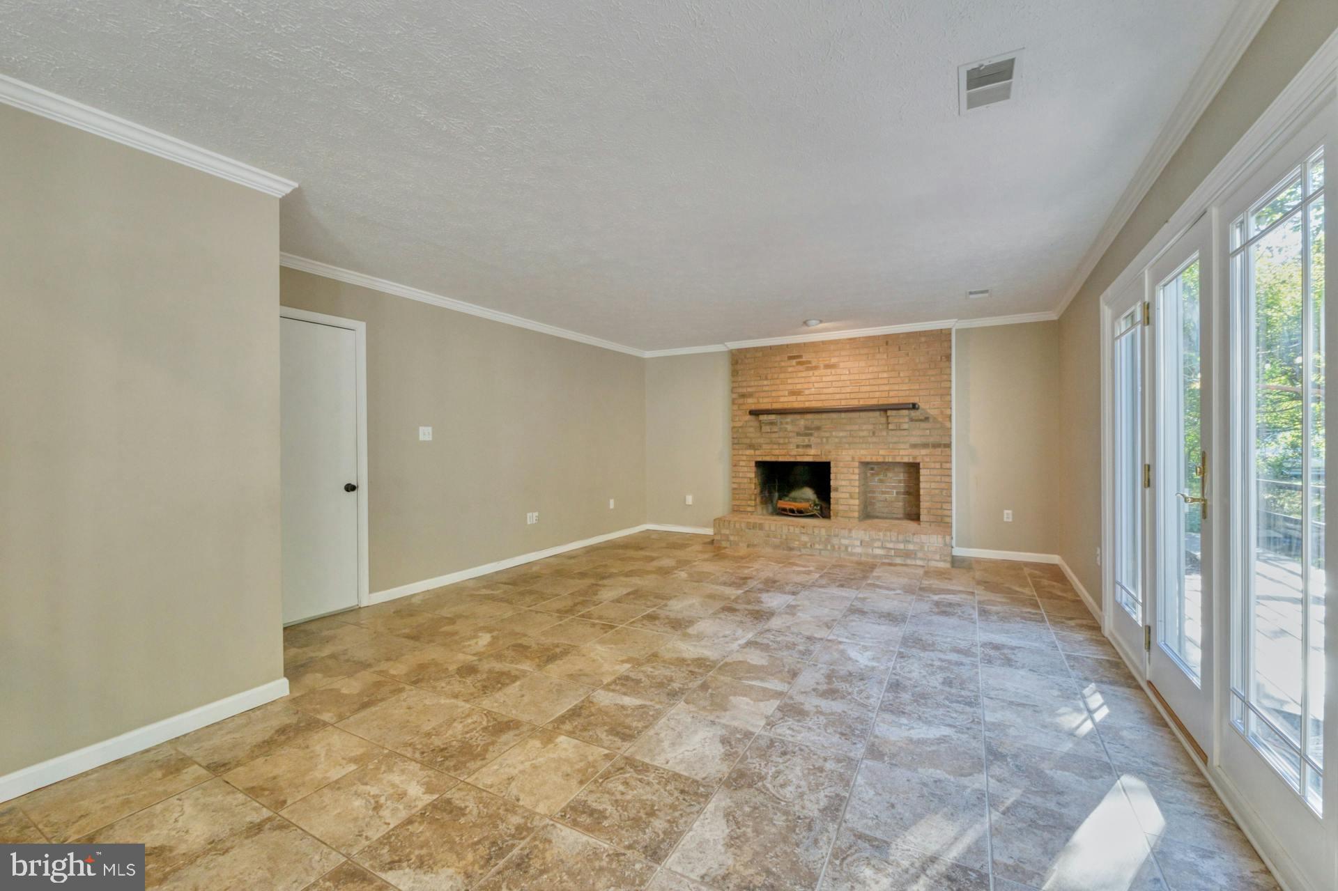 SHAKER WOODS - Residential