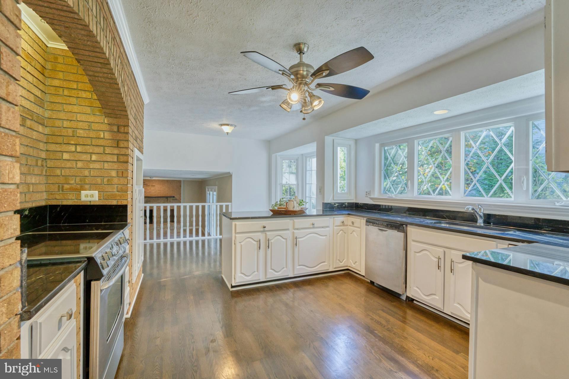 SHAKER WOODS - Residential