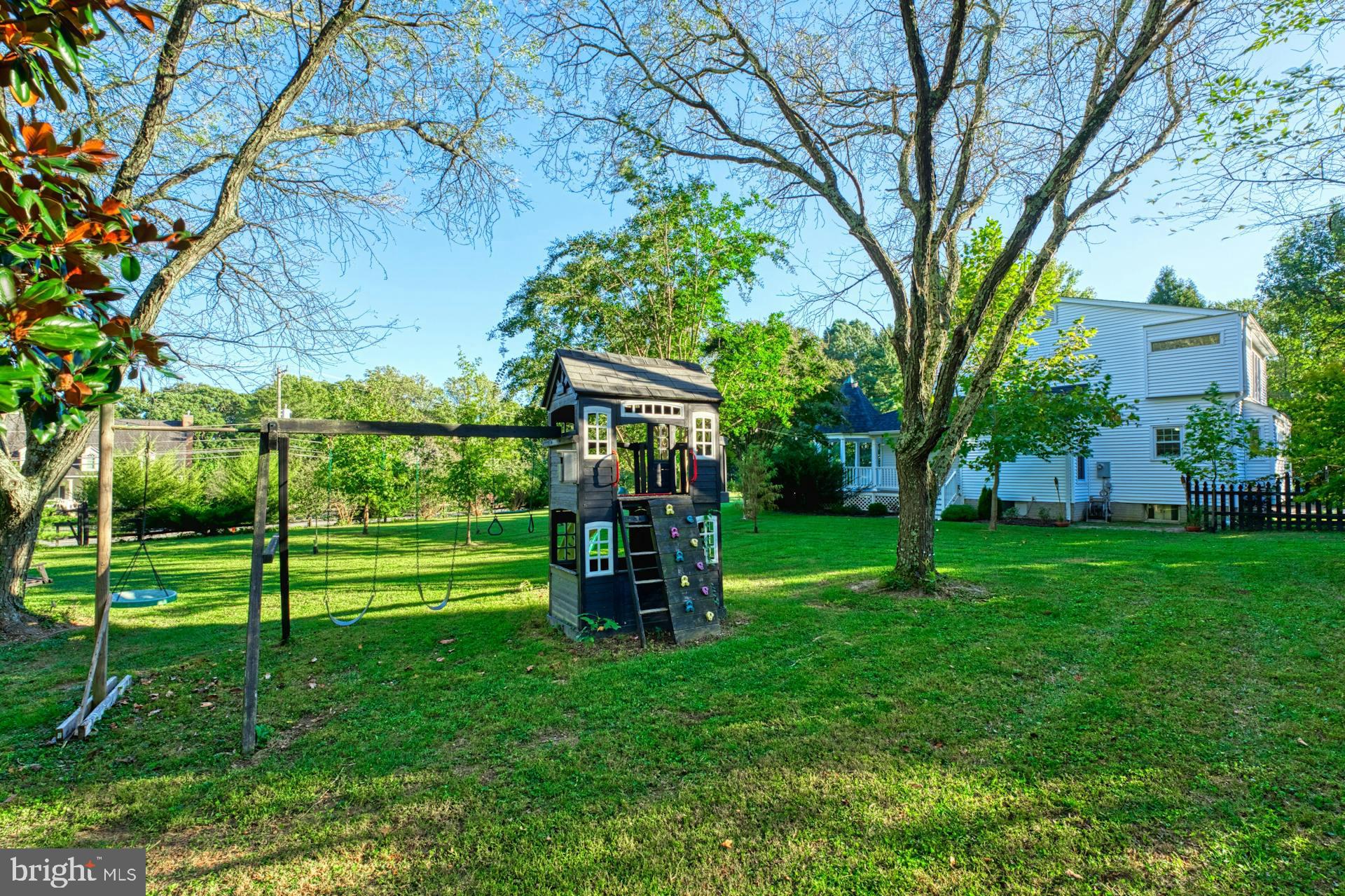 SHAKER WOODS - Residential