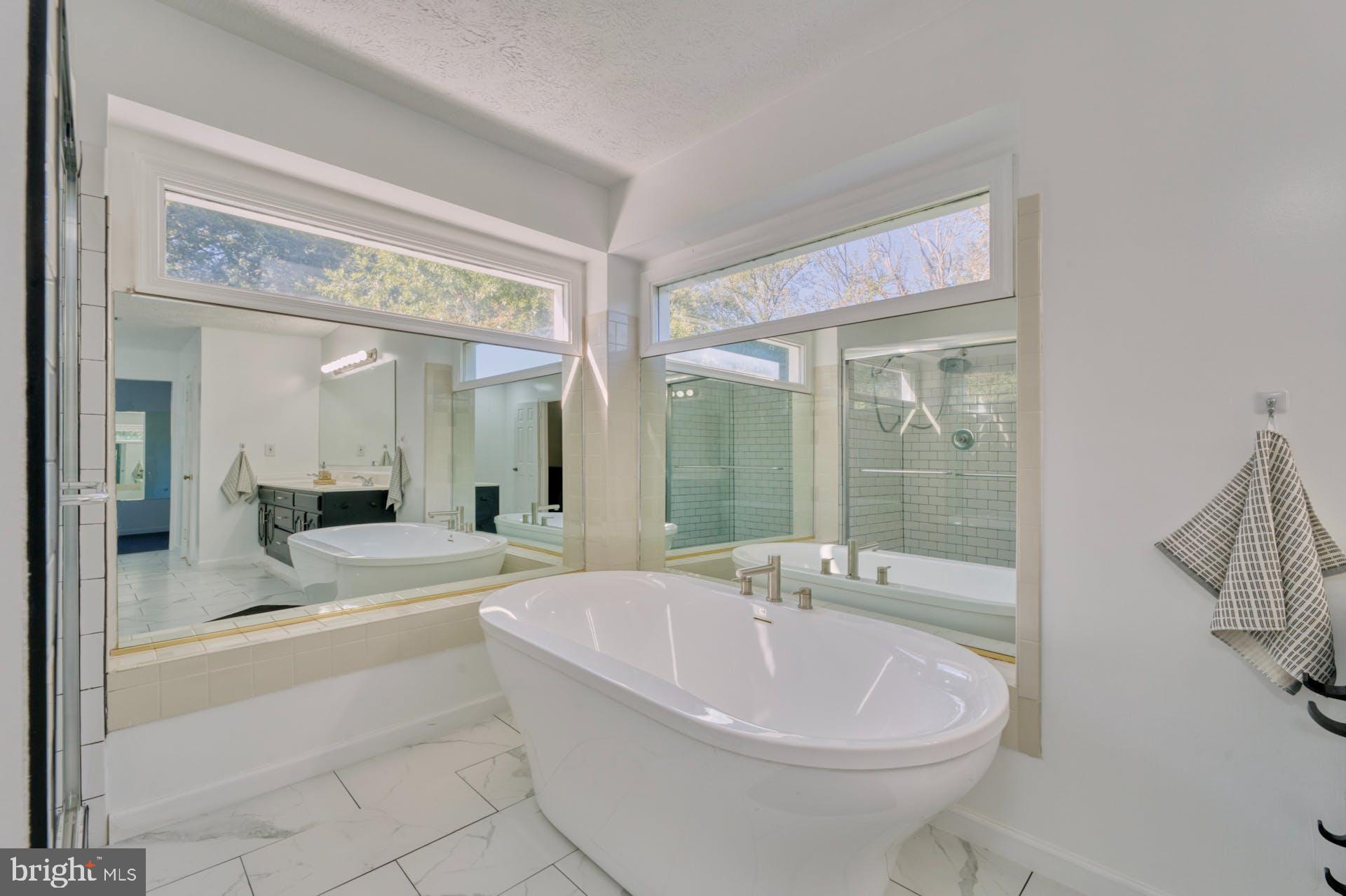 SHAKER WOODS - Residential