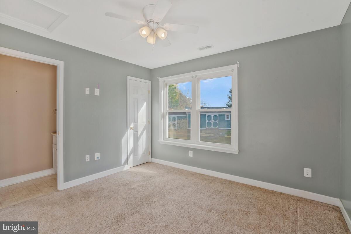 GOLDEN BEACH - Residential