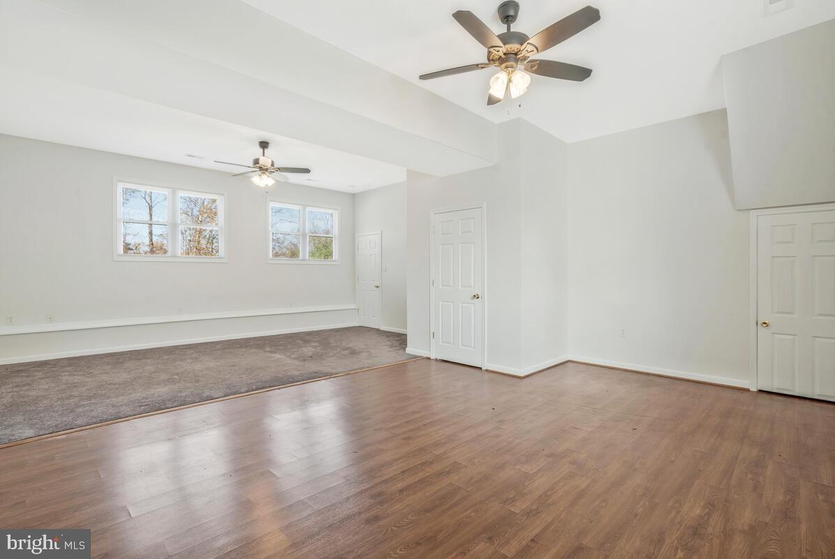 GOLDEN BEACH - Residential