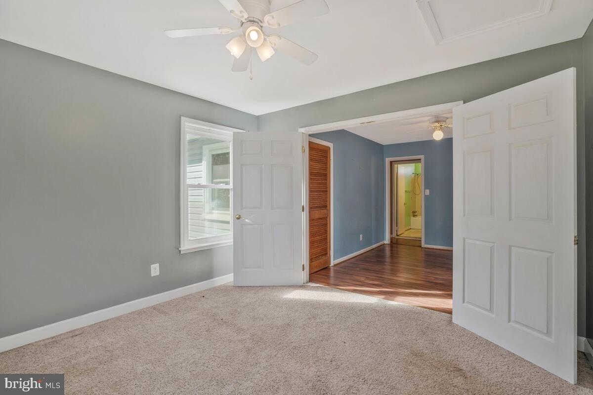 GOLDEN BEACH - Residential