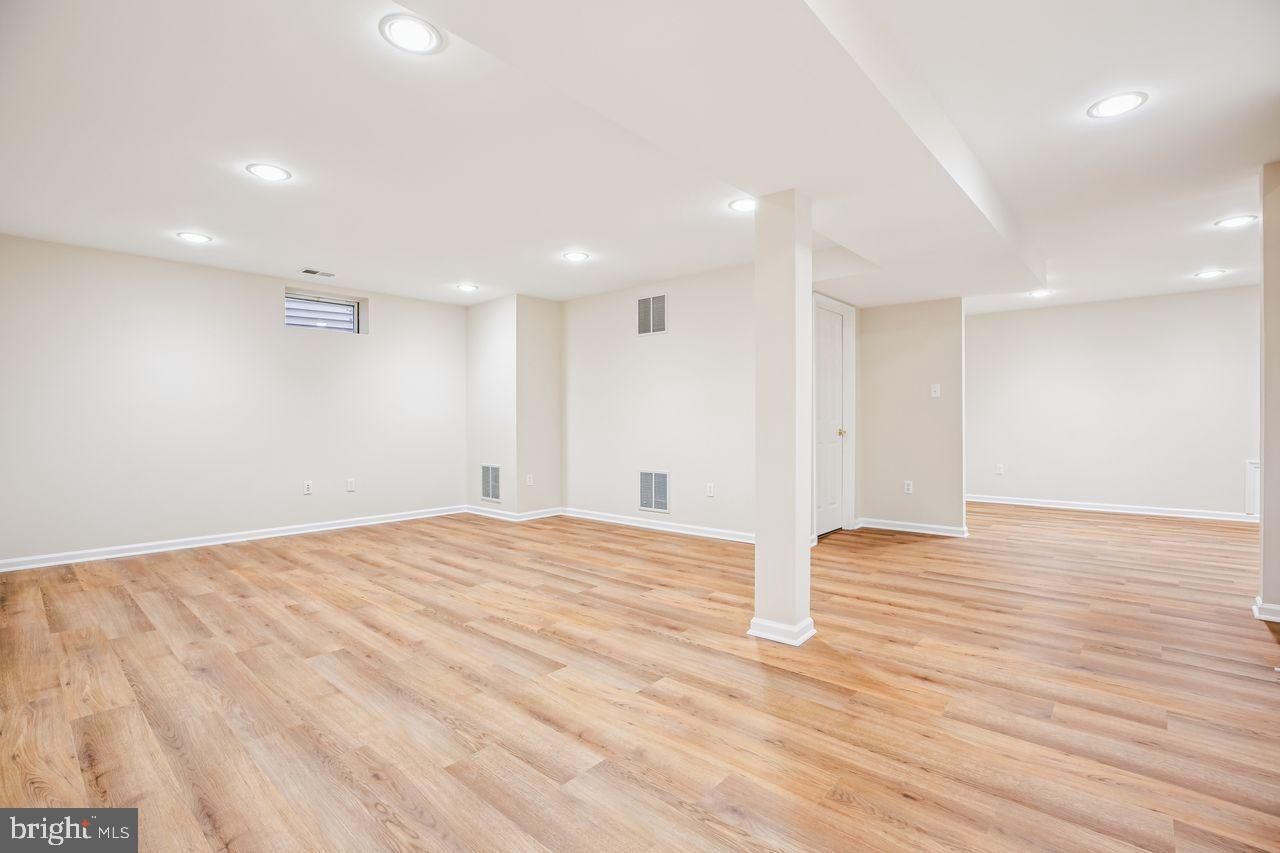 KING FARM BAILEYS COMMON - Residential