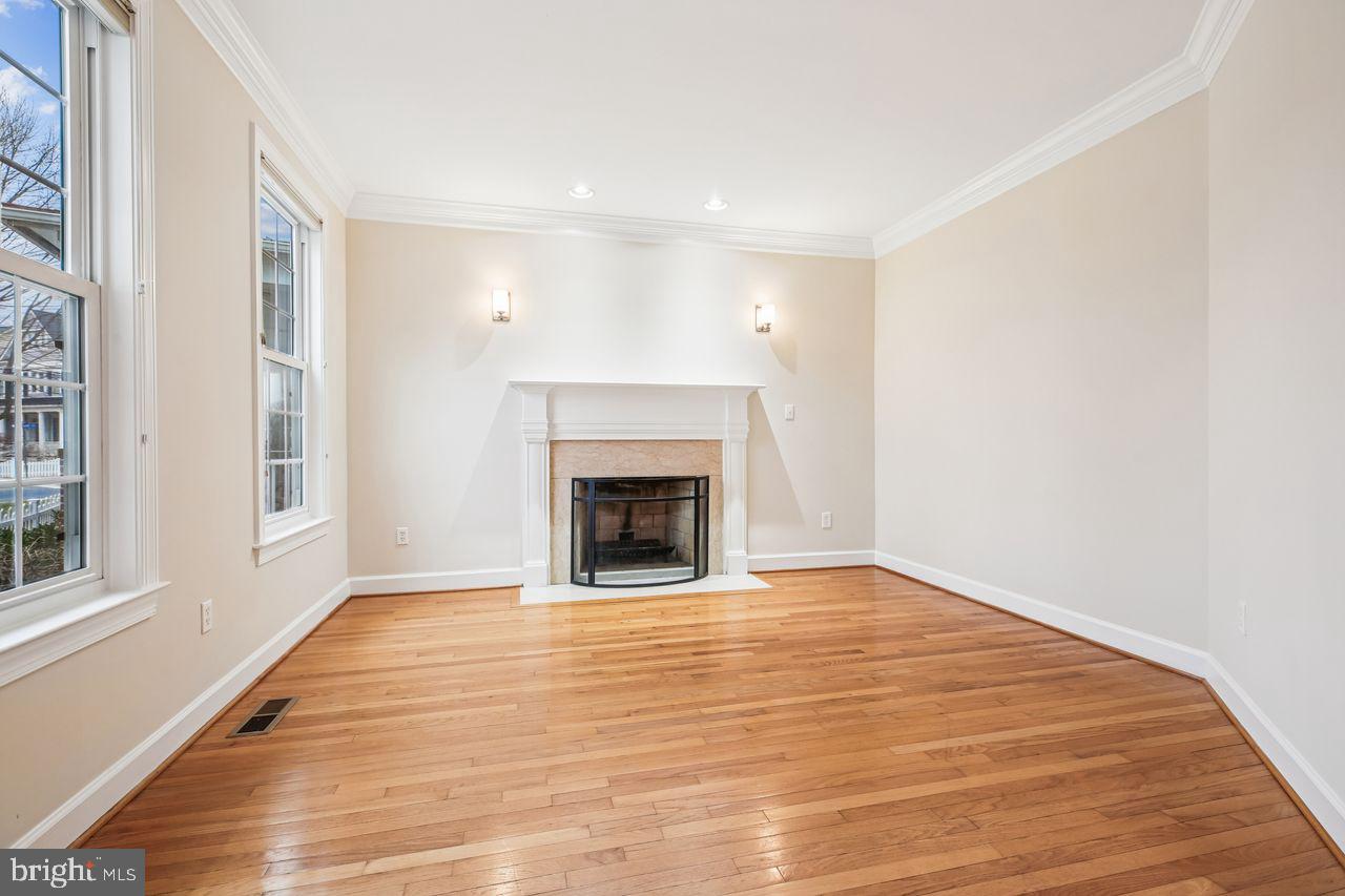 1105 PLEASANT CIRCLE