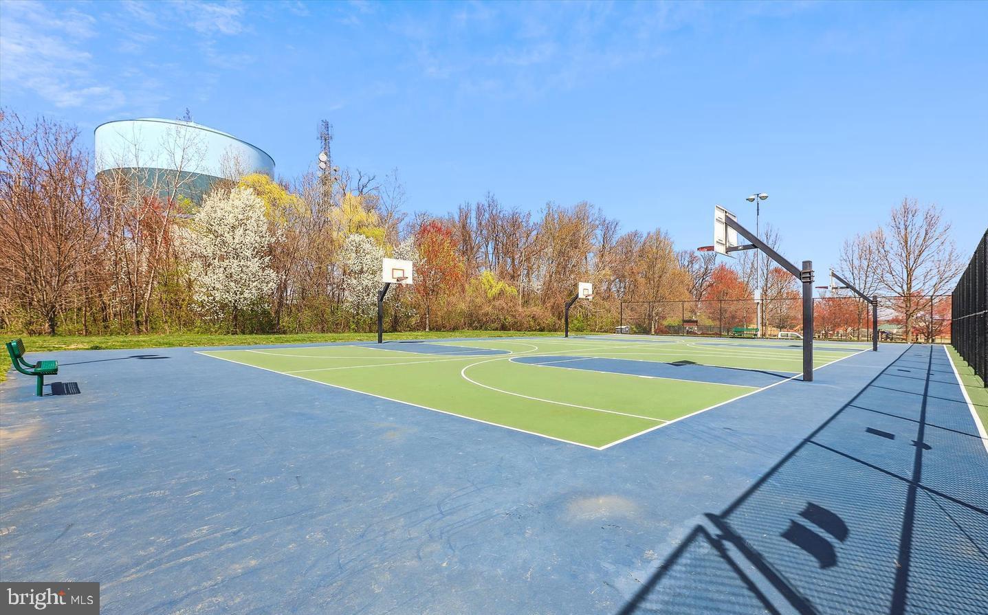 KING FARM BAILEYS COMMON - Residential