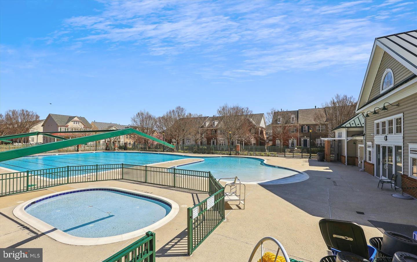 KING FARM BAILEYS COMMON - Residential