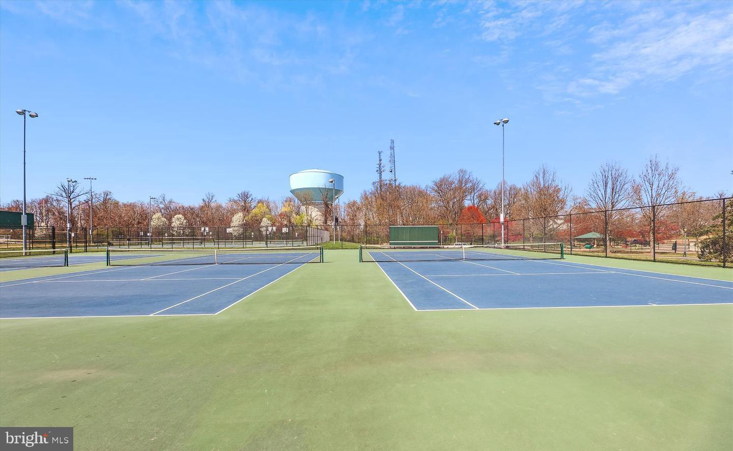 KING FARM BAILEYS COMMON - Residential