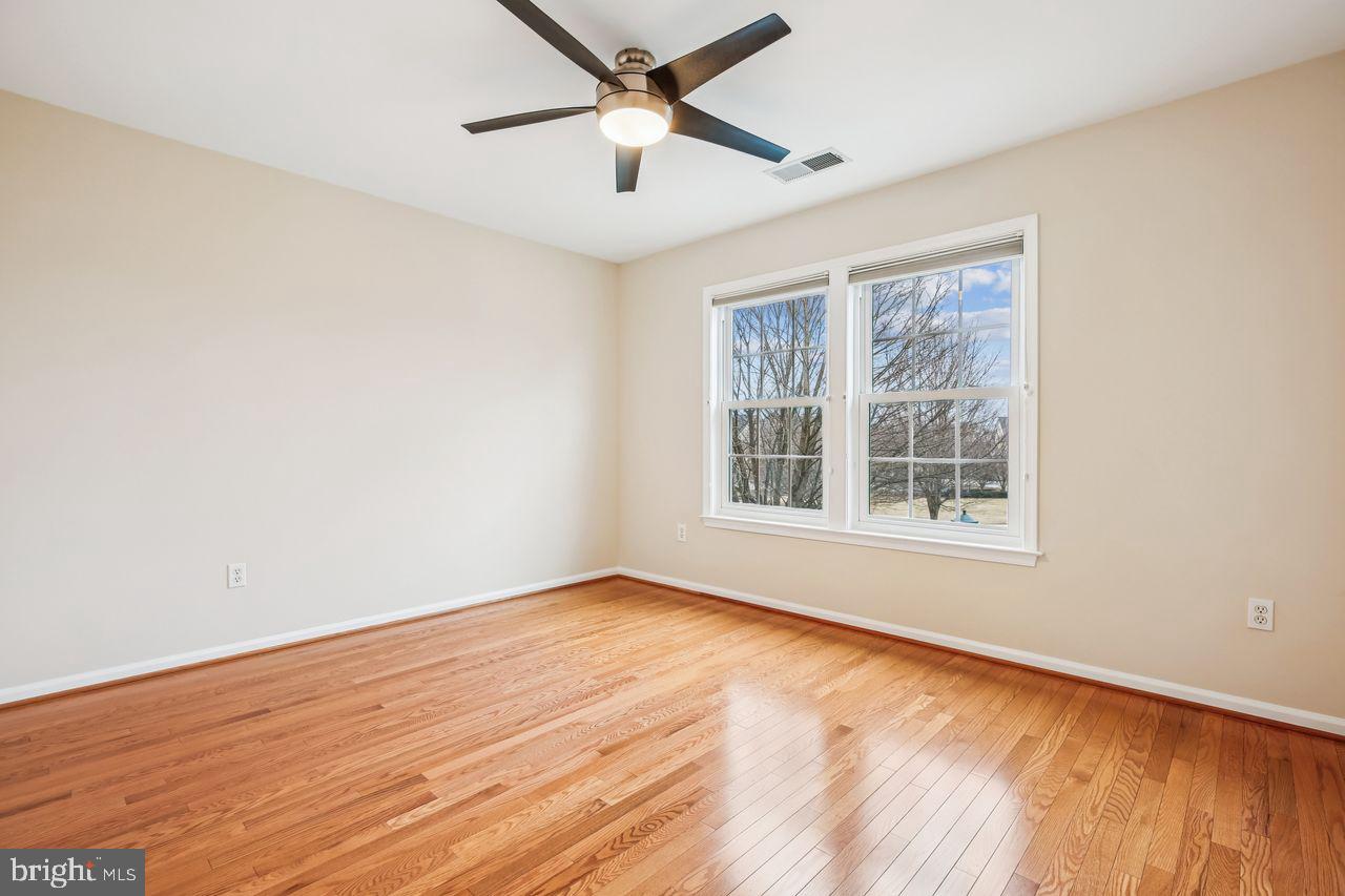 KING FARM BAILEYS COMMON - Residential