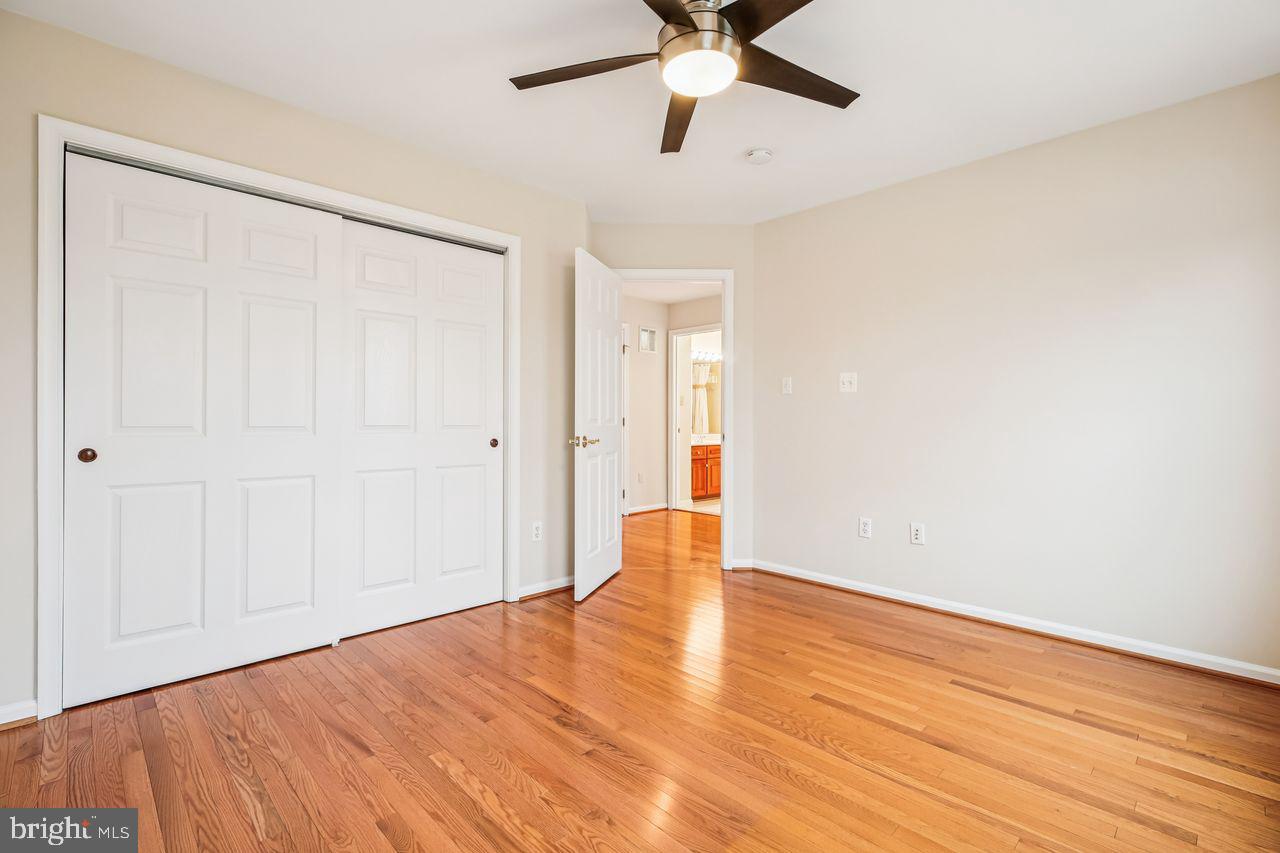 KING FARM BAILEYS COMMON - Residential