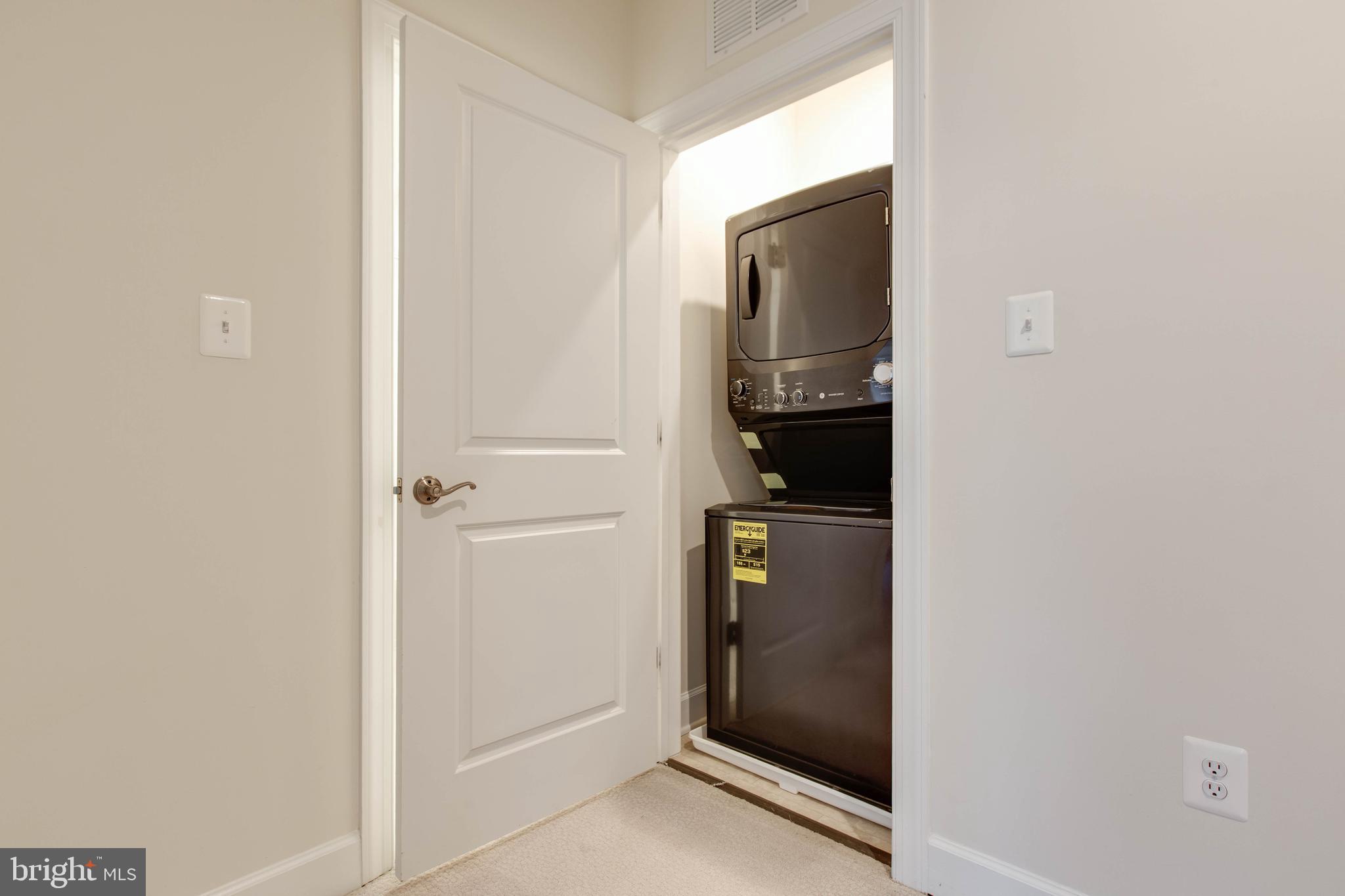 THE VILLAGE AT ARUNDEL MILLS - Residential Lease