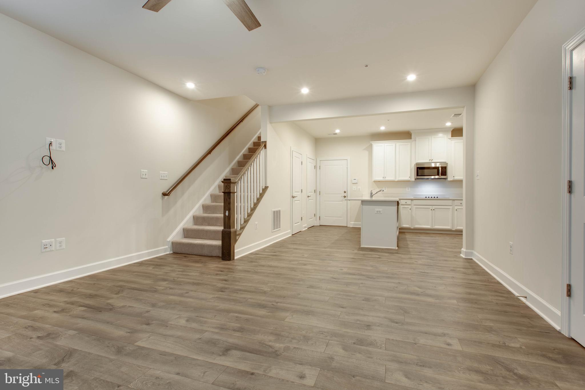 THE VILLAGE AT ARUNDEL MILLS - Residential Lease