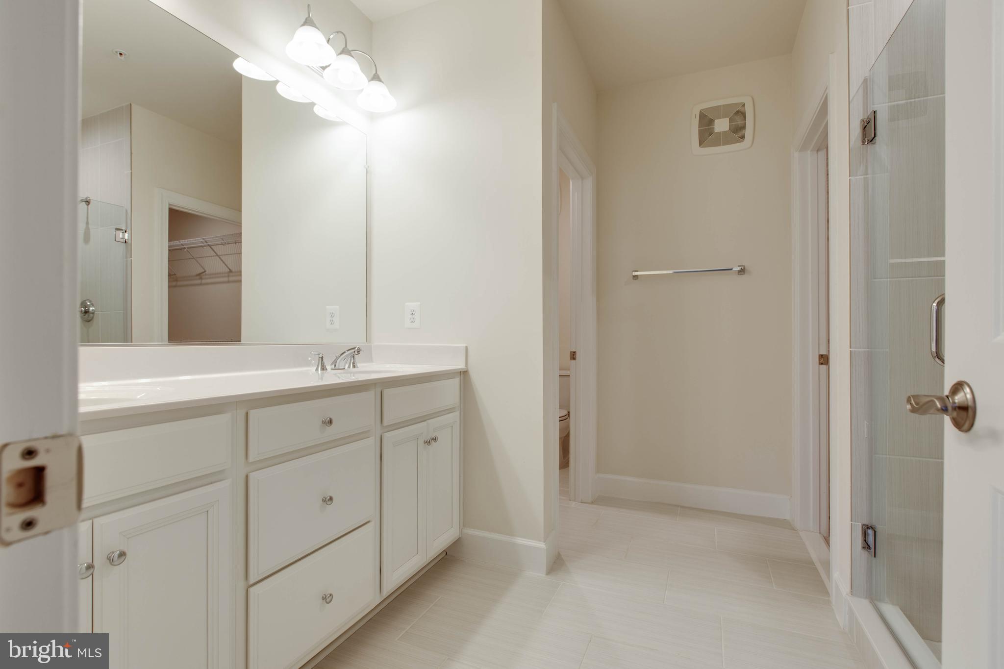 THE VILLAGE AT ARUNDEL MILLS - Residential Lease