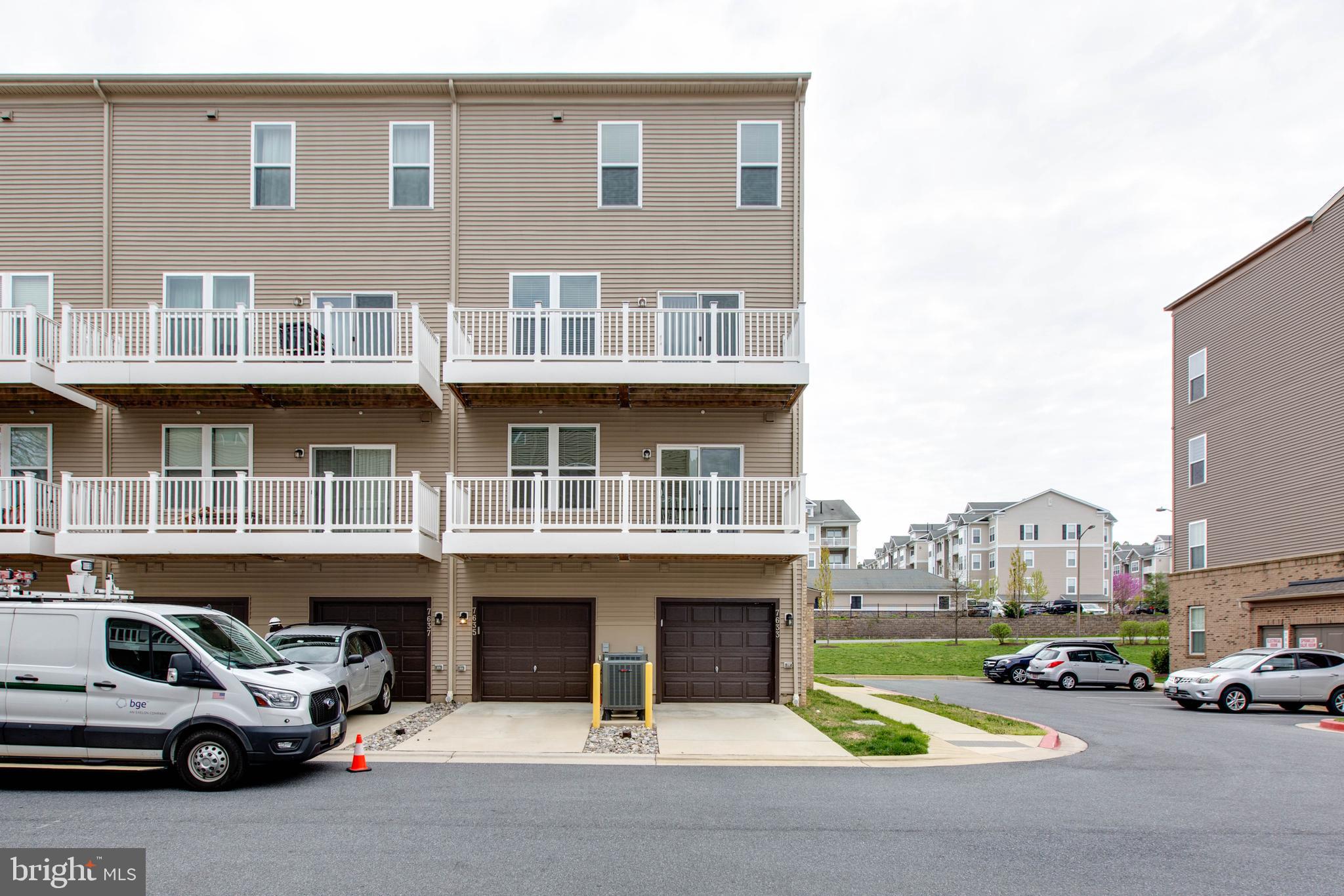 THE VILLAGE AT ARUNDEL MILLS - Residential Lease