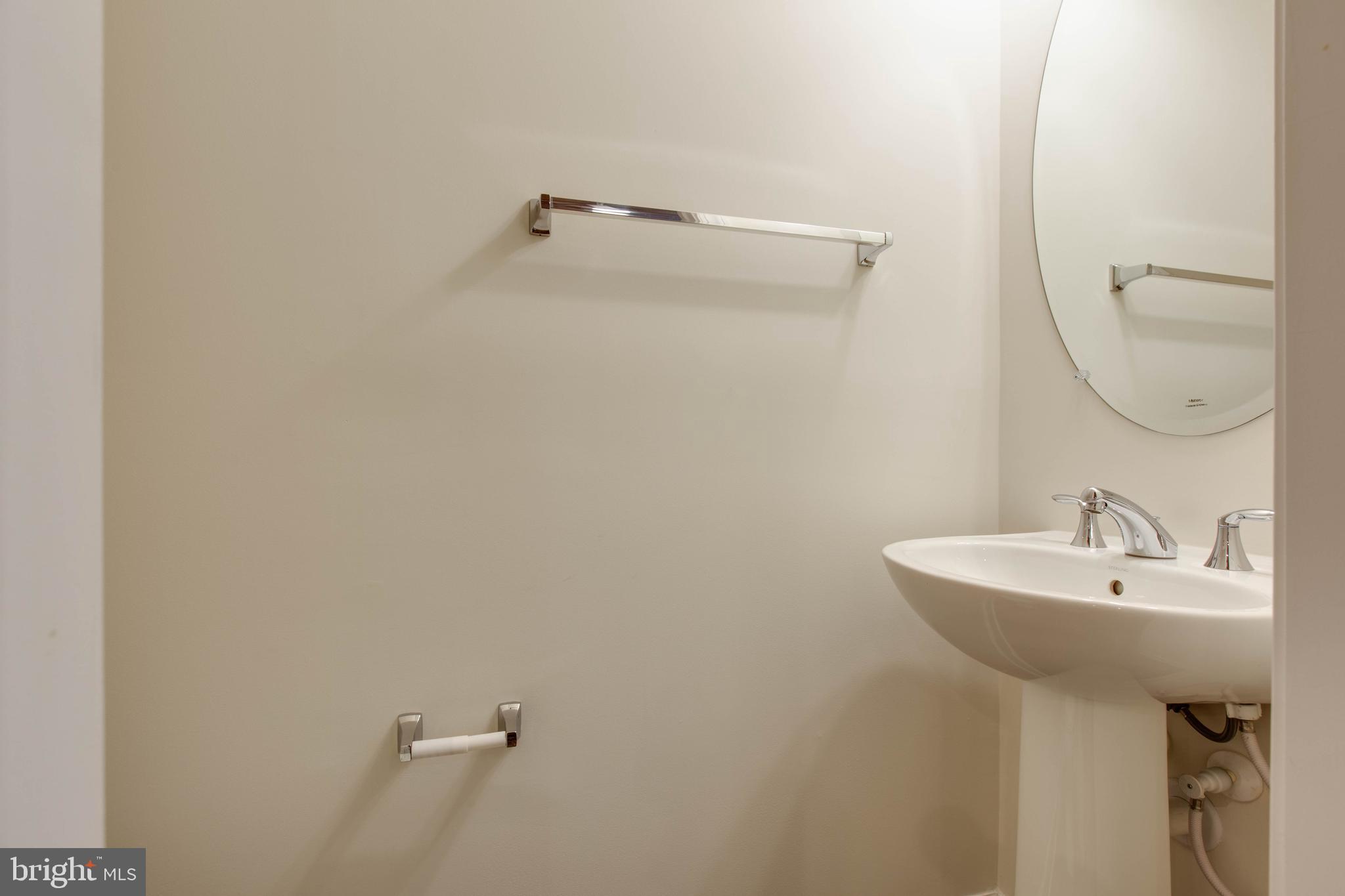 THE VILLAGE AT ARUNDEL MILLS - Residential Lease