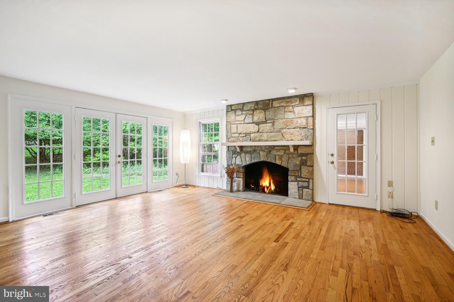 PINE KNOLLS - Residential