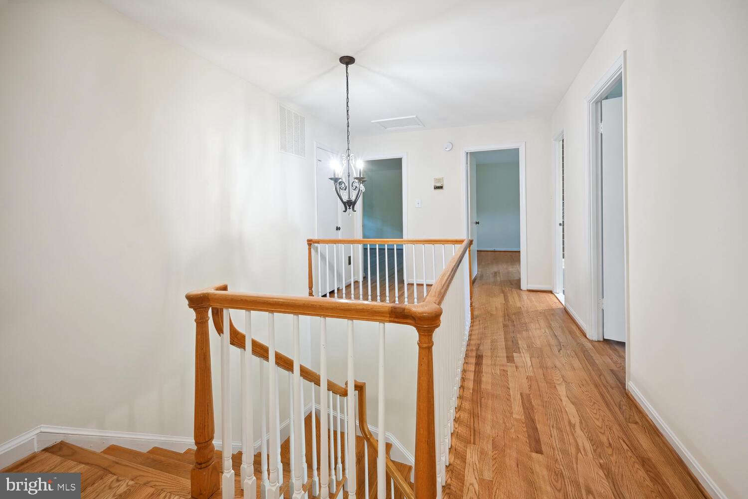 PINE KNOLLS - Residential