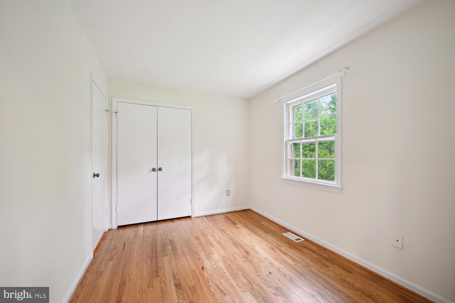 PINE KNOLLS - Residential