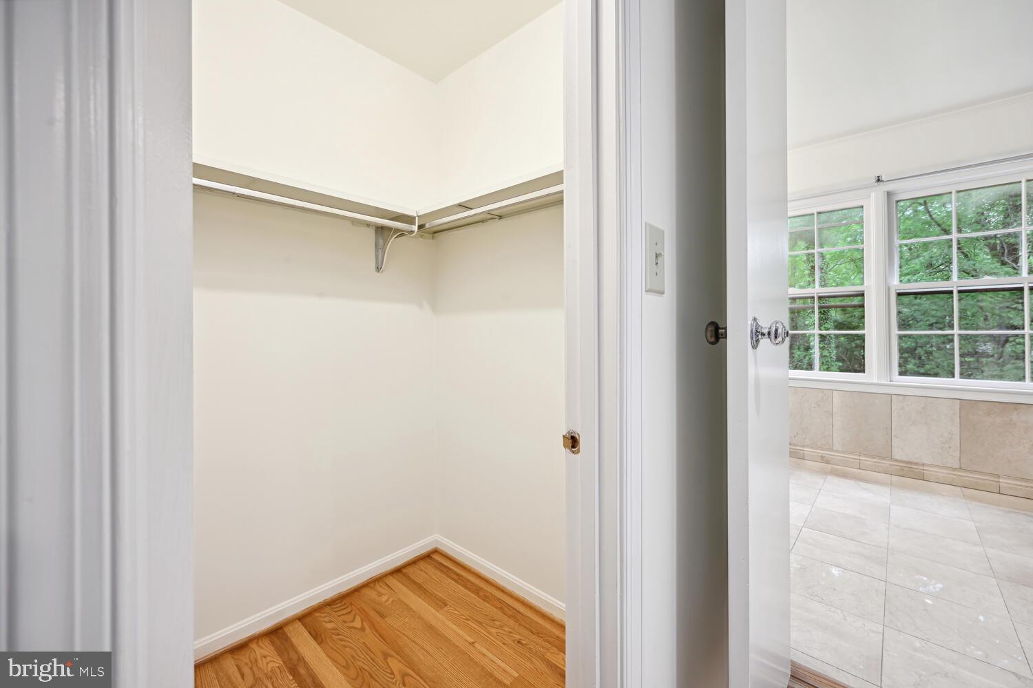 PINE KNOLLS - Residential