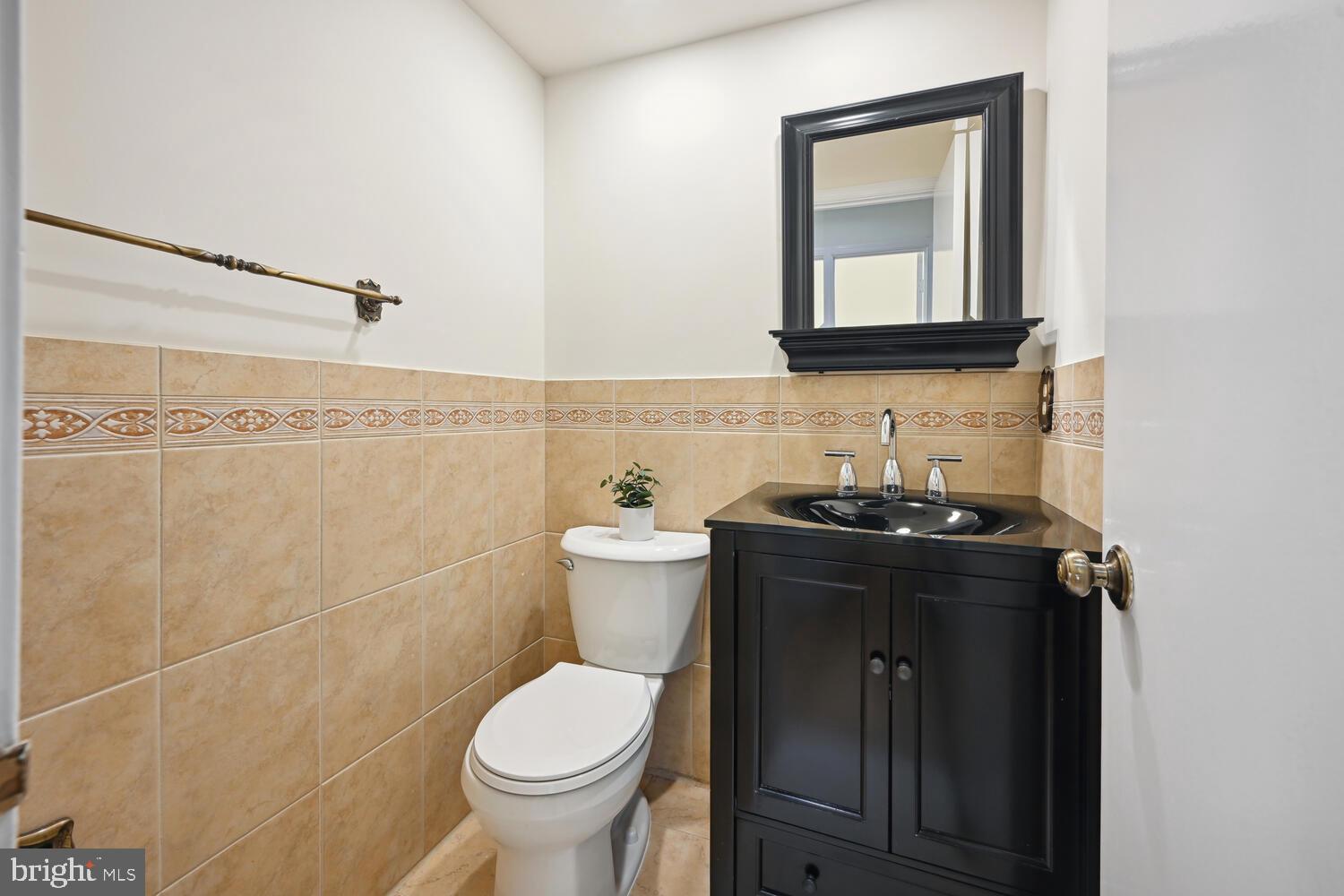 PINE KNOLLS - Residential