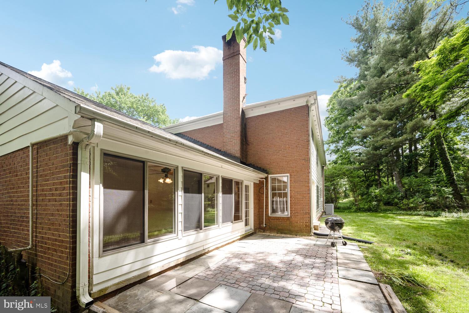 PINE KNOLLS - Residential