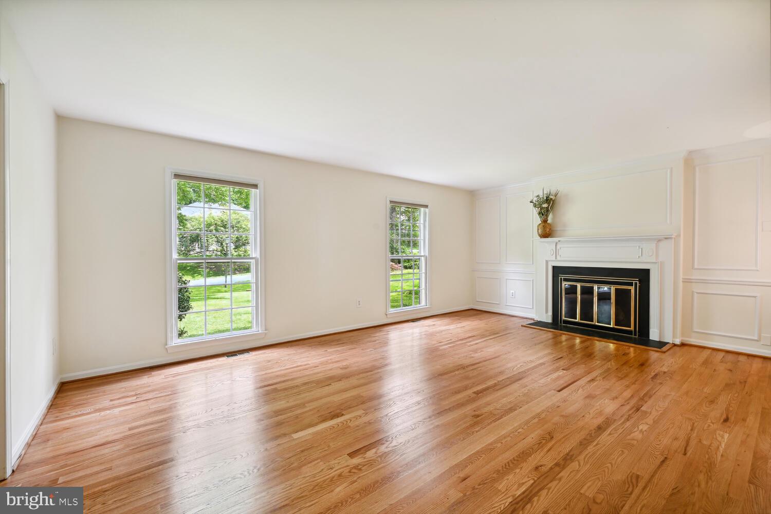 PINE KNOLLS - Residential