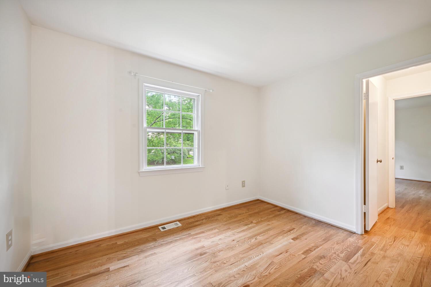 PINE KNOLLS - Residential