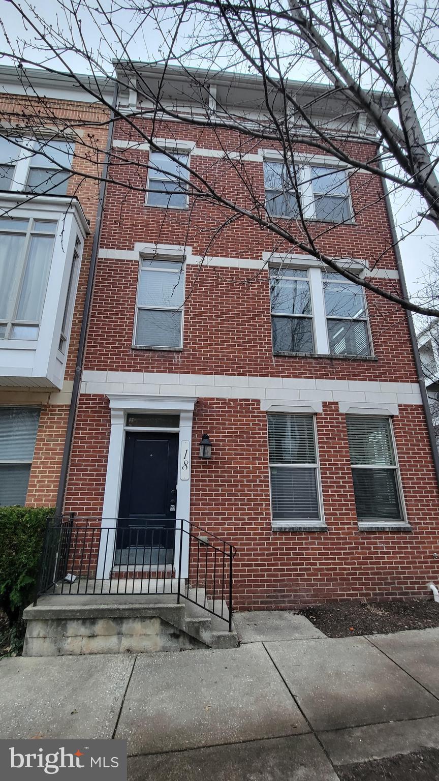 Enjoy city living in this 3-bedroom, 2.5-bathroom townhome in desired Little Italy. Keep your cars in the attached 2-car garage. Baltimore’s best restaurants and Inner Harbor are just a short walk away. This 3-level home is freshly updated with gleaming floors and spacious rooms. The kitchen boasts granite counters, an island, stainless steel appliances, and a lovely backsplash. A deck off the breakfast room provides for added outdoor living space. A fantastic primary owner's suite features an en suite spa-inspired bathroom, walk-in closet, and sitting room leading to a private balcony with gorgeous cityscape views. A finished lower level provides a large bonus room and access to the oversized 2-car garage. This home won’t last long.
Online Application with Rentspree. Credit Score of 680-700