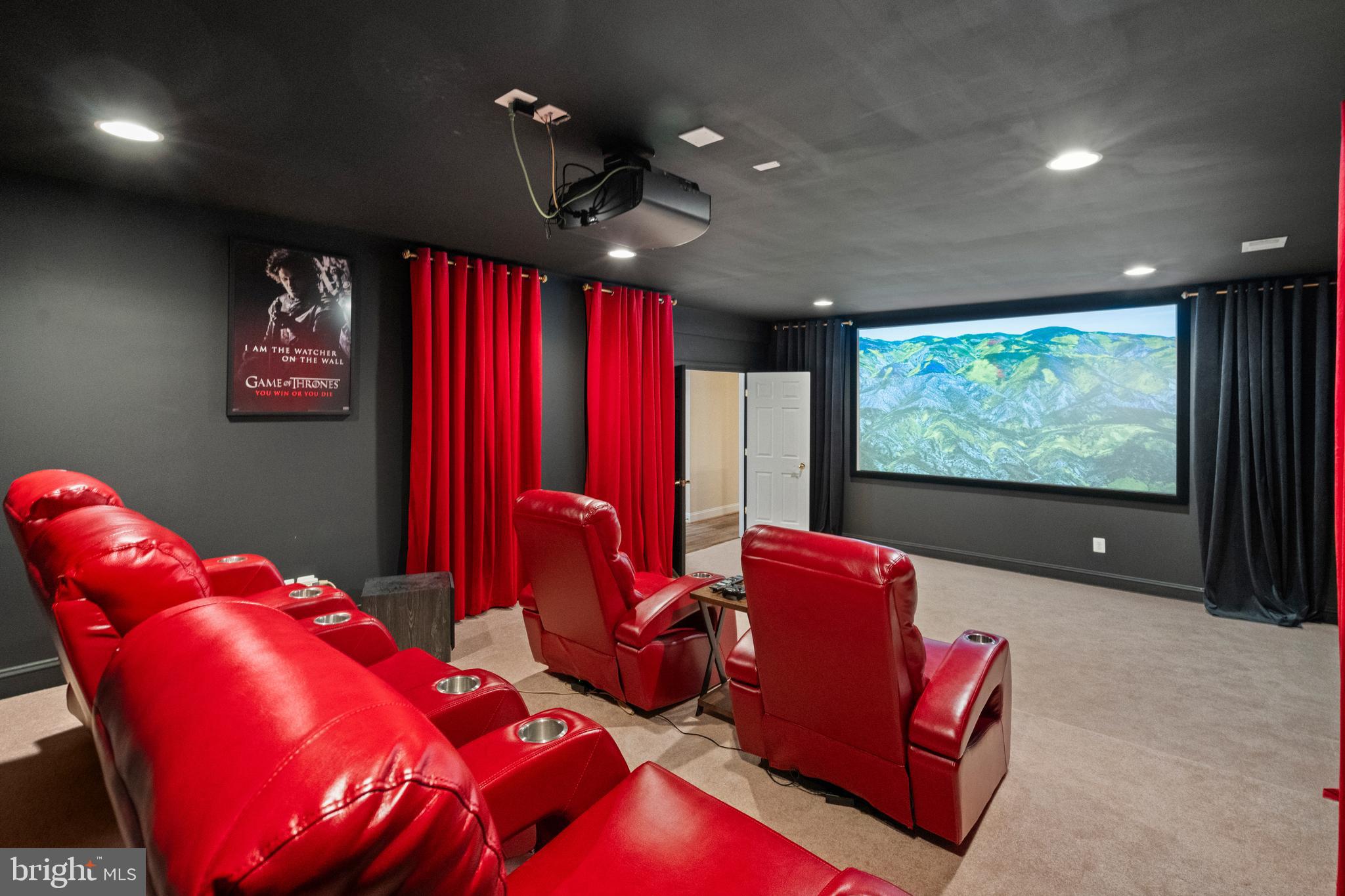 CHESTNUT HILLS - Residential