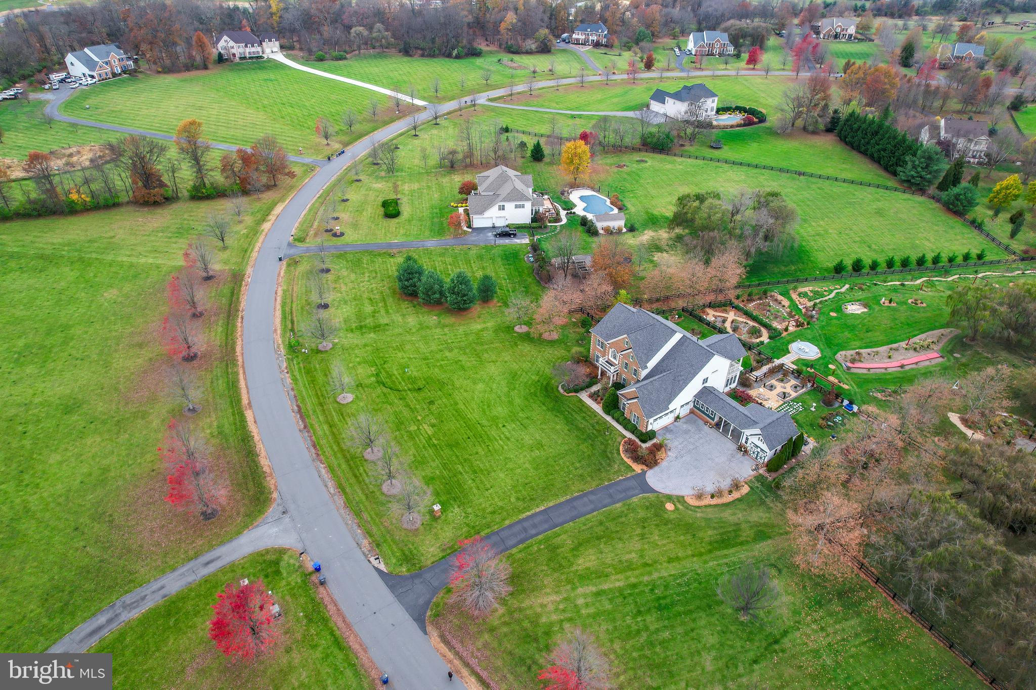 CHESTNUT HILLS - Residential