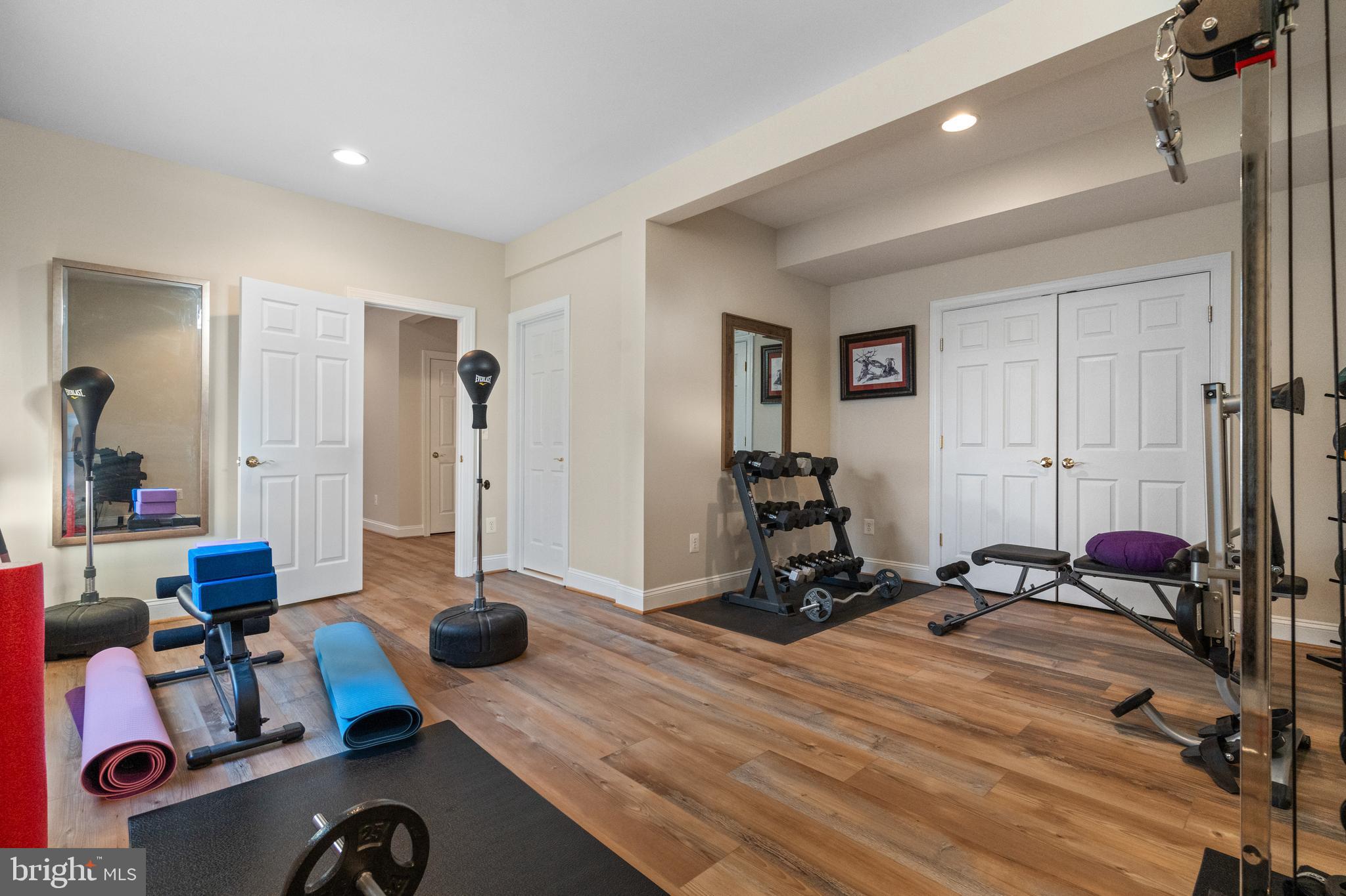 CHESTNUT HILLS - Residential