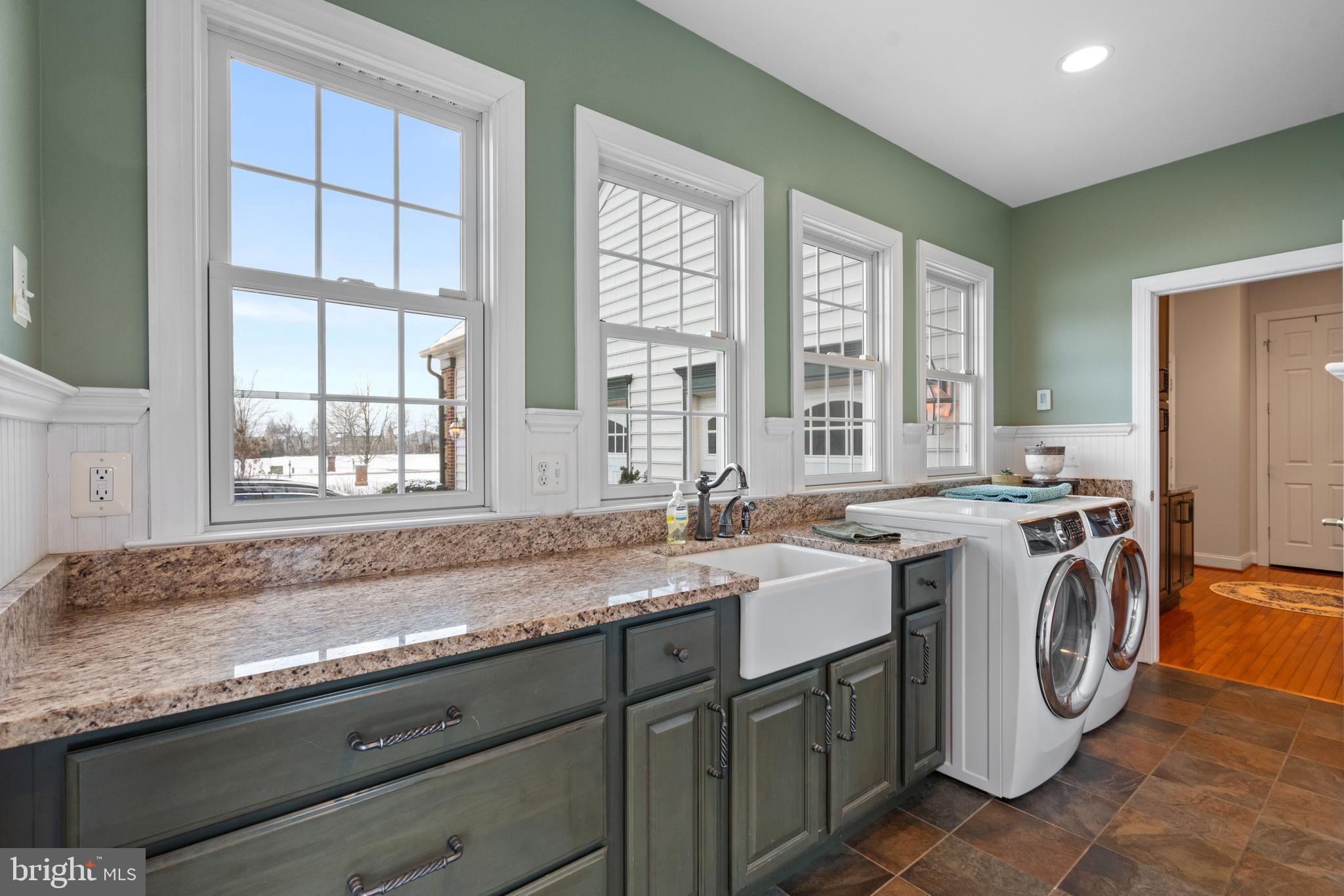 CHESTNUT HILLS - Residential