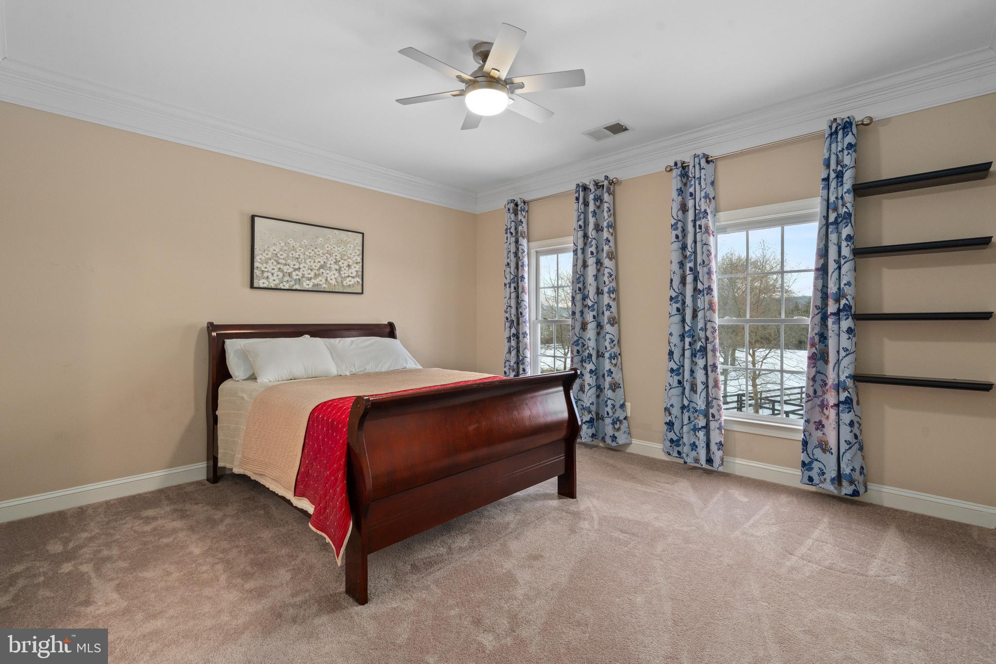 CHESTNUT HILLS - Residential