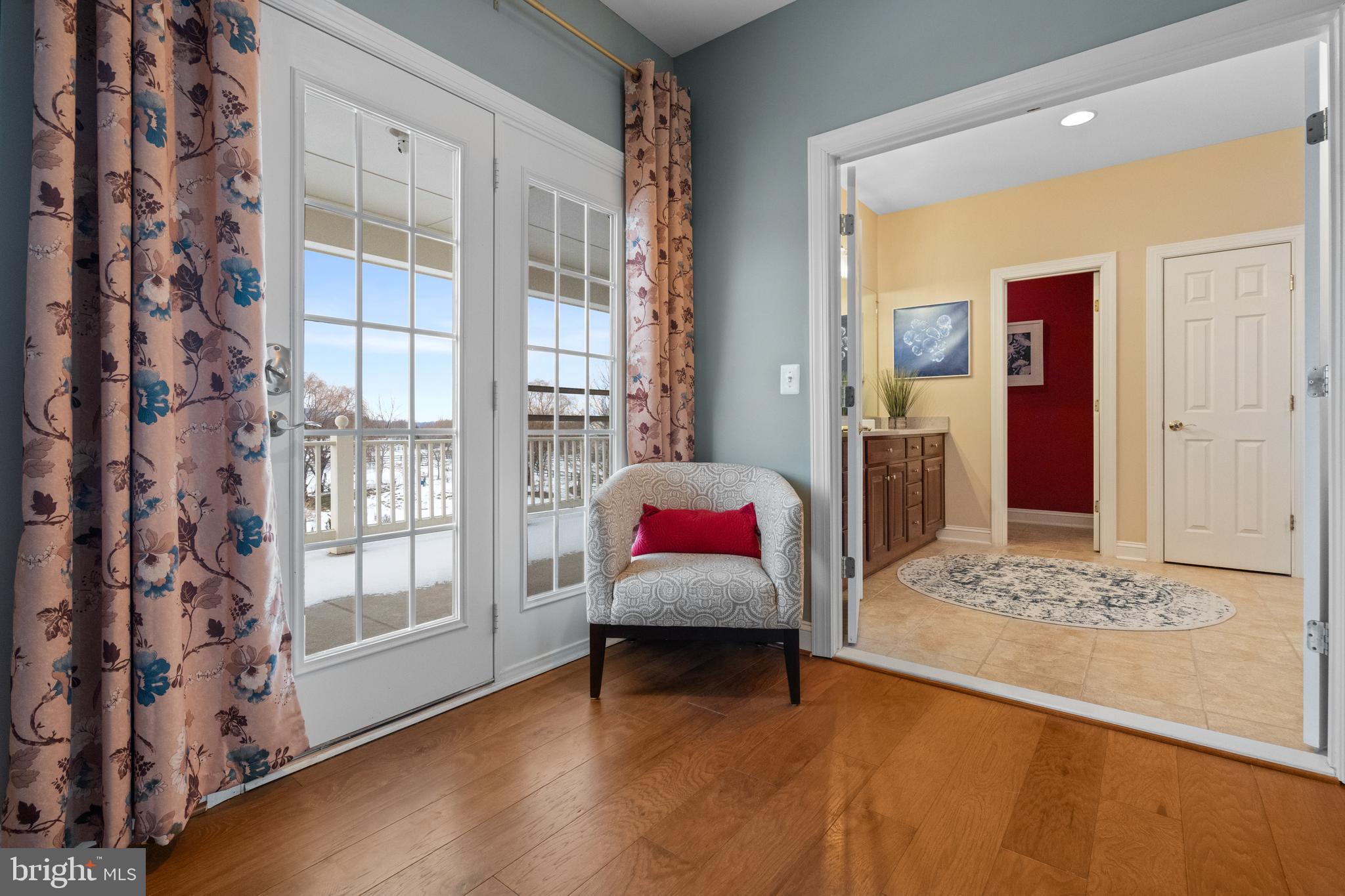 CHESTNUT HILLS - Residential