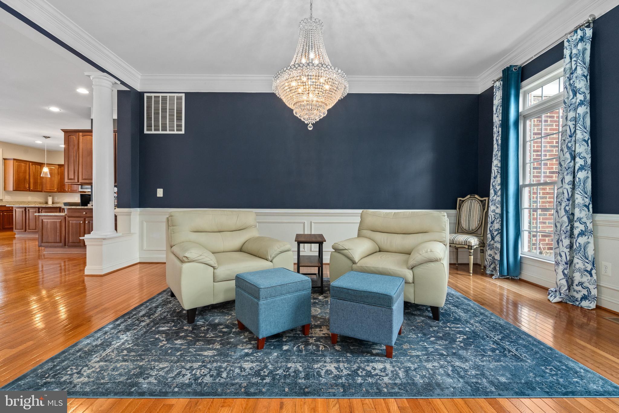 CHESTNUT HILLS - Residential