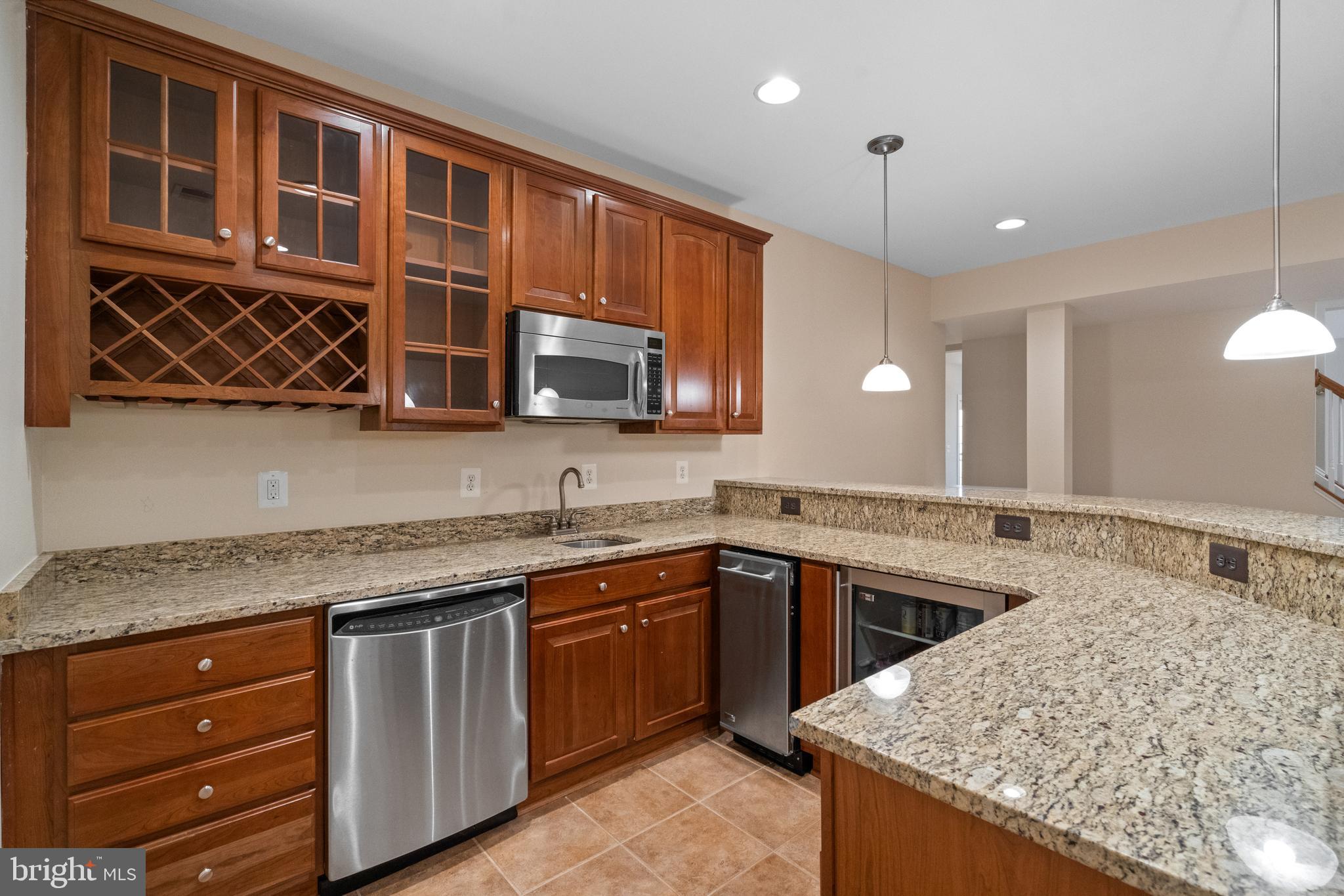 CHESTNUT HILLS - Residential