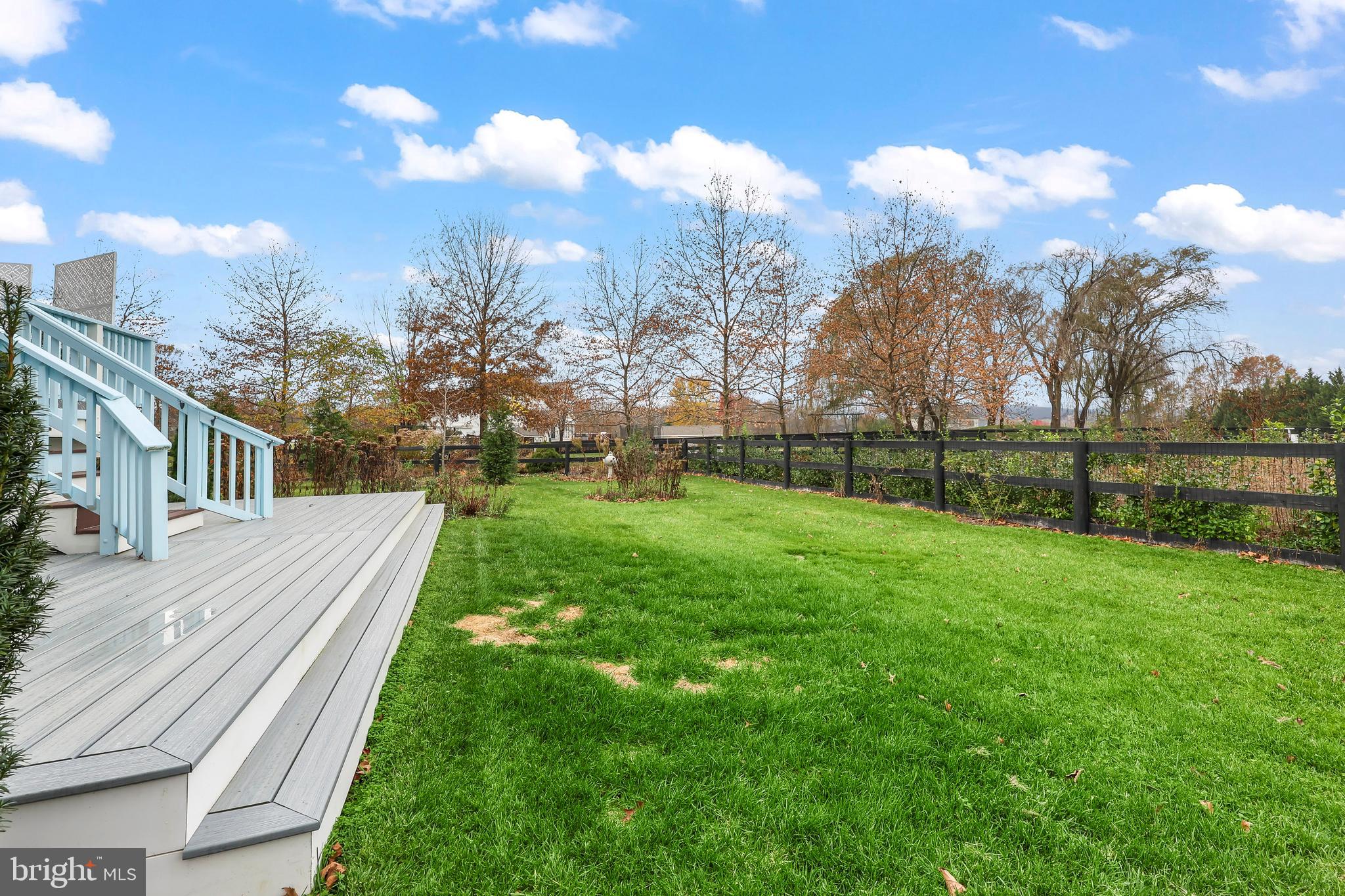 CHESTNUT HILLS - Residential