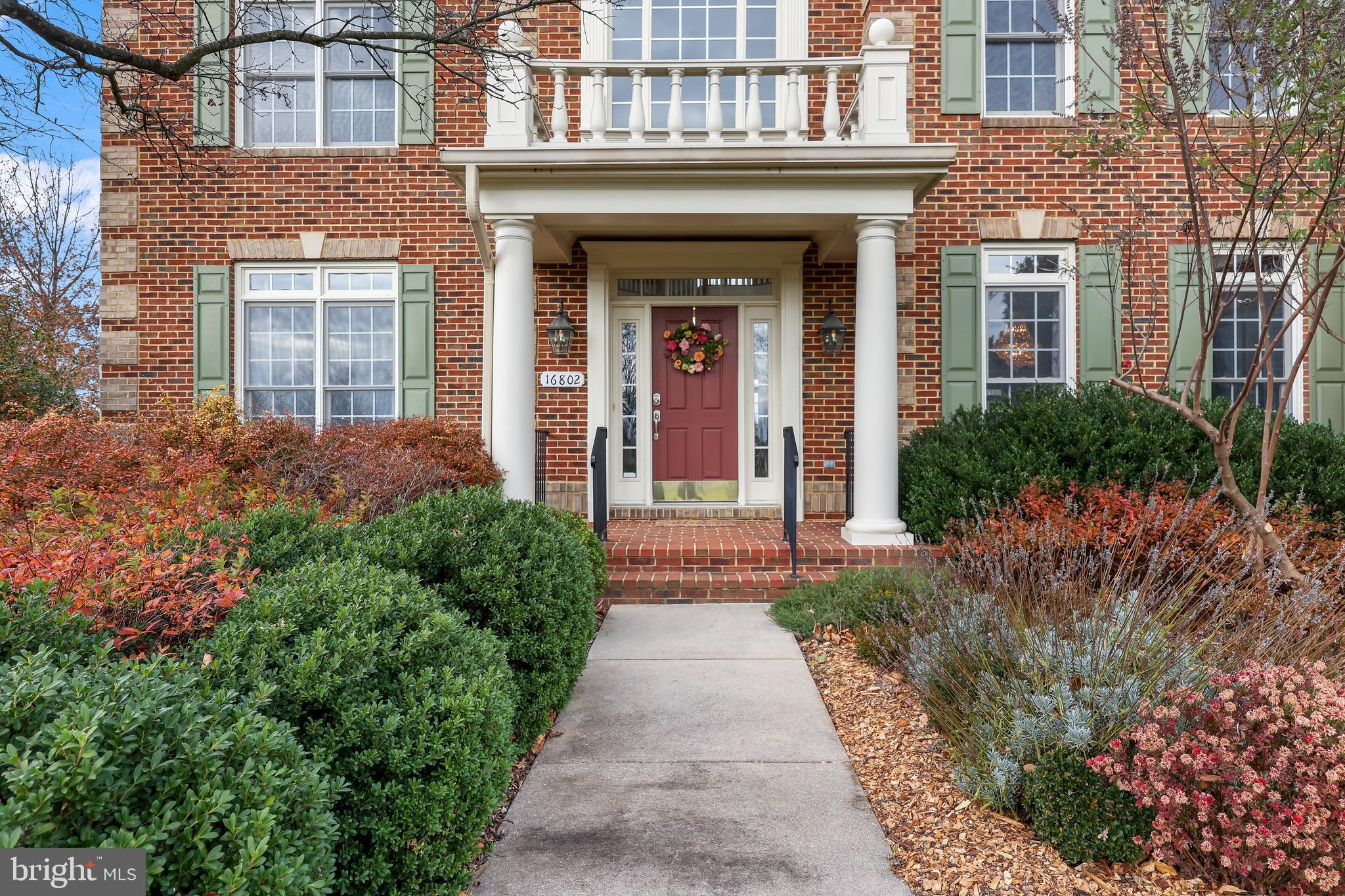 CHESTNUT HILLS - Residential