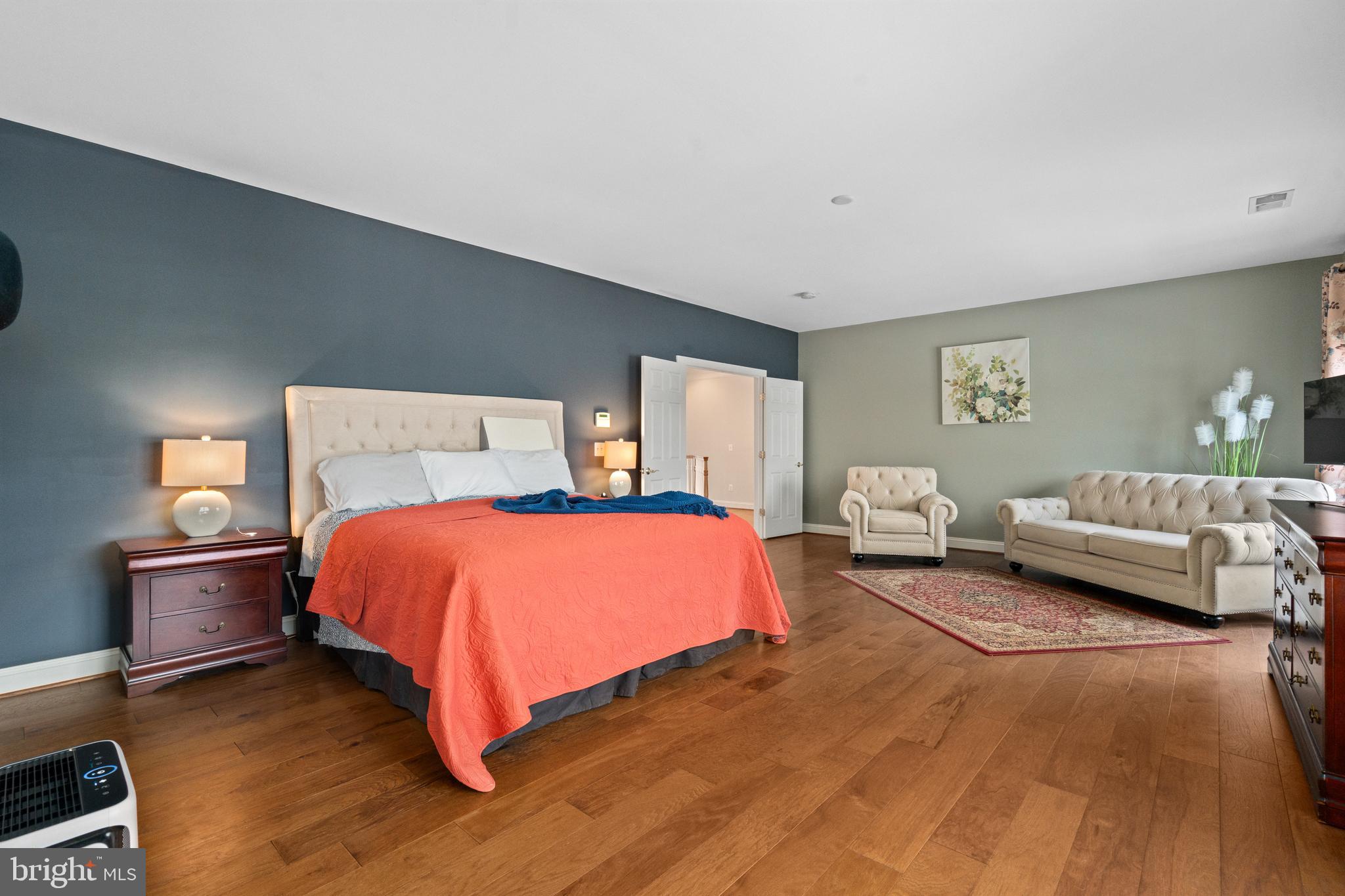 CHESTNUT HILLS - Residential