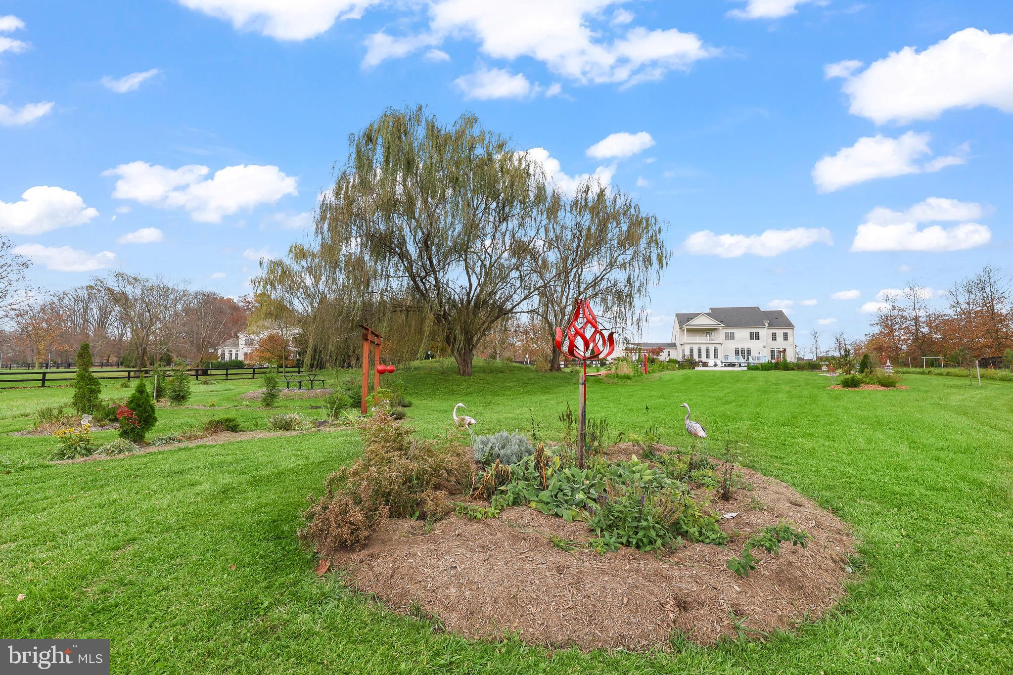 CHESTNUT HILLS - Residential